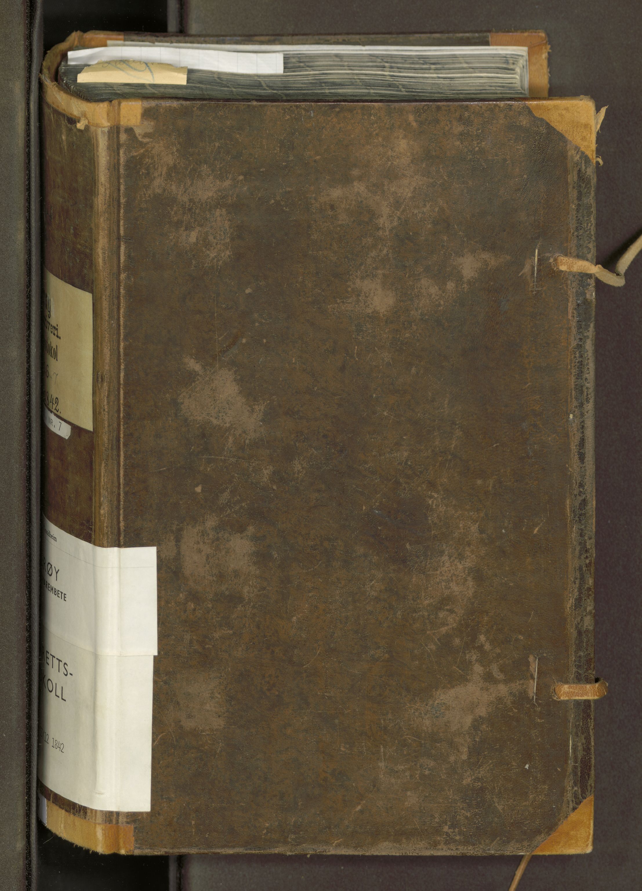Inderøy sorenskriveri, SAT/A-4147/1/1/1B/L0007: Ekstrarettsprotokoll, 1831-1842