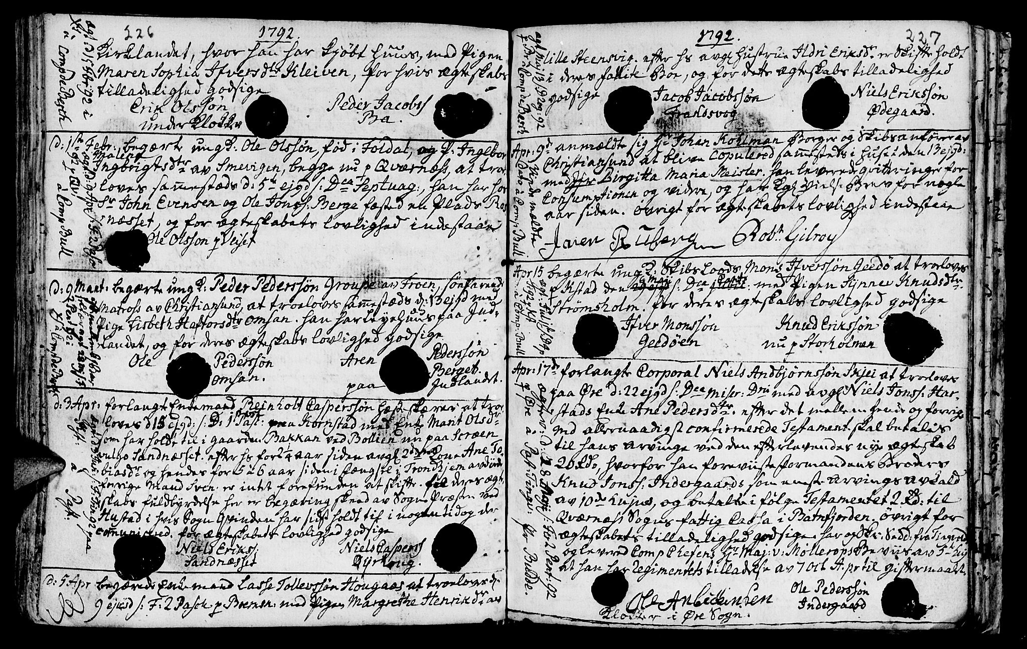 Ministerialprotokoller, klokkerbøker og fødselsregistre - Møre og Romsdal, AV/SAT-A-1454/568/L0794: Ministerialbok nr. 568A03, 1764-1801, s. 226-227