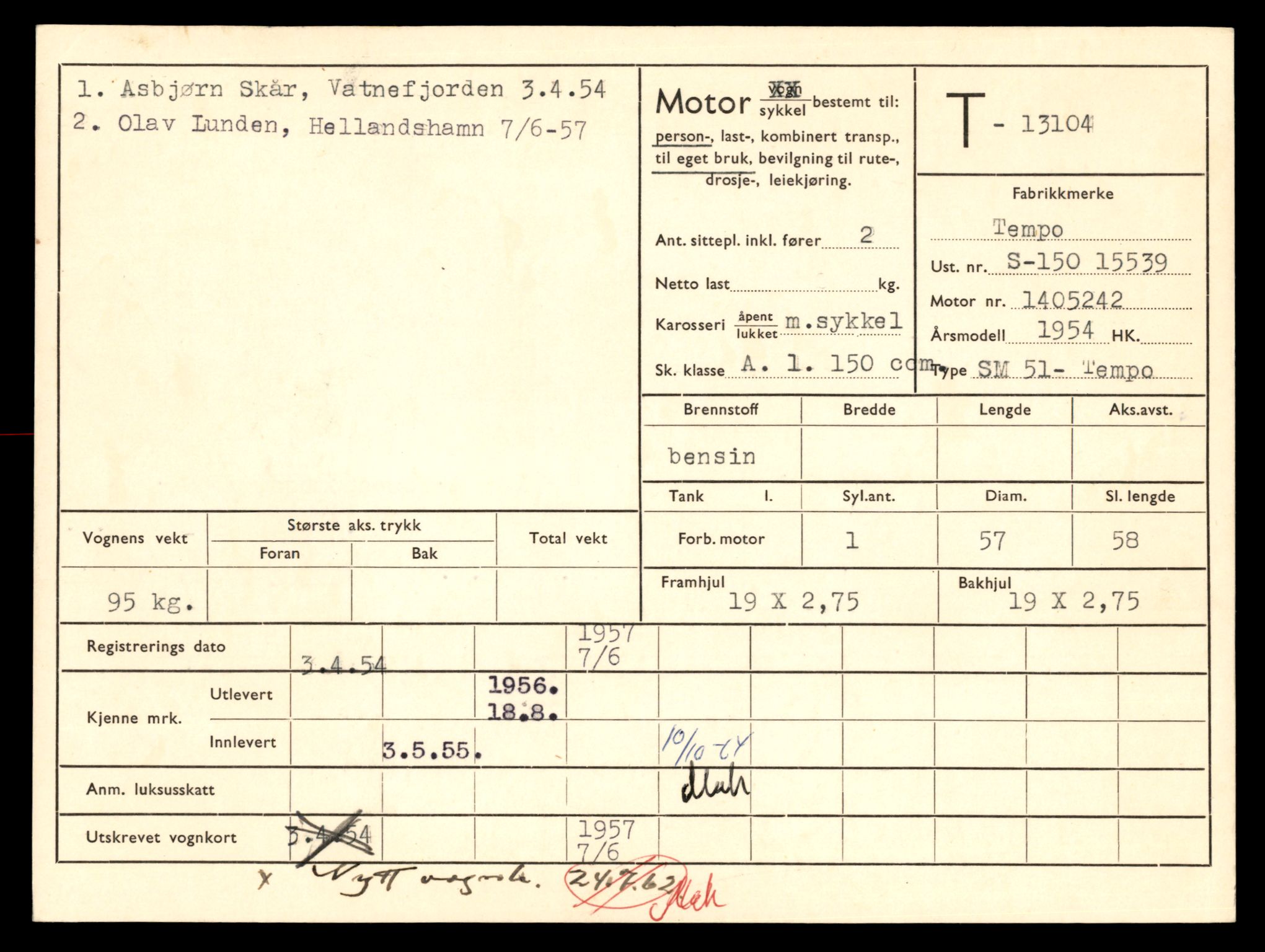 Møre og Romsdal vegkontor - Ålesund trafikkstasjon, AV/SAT-A-4099/F/Fe/L0037: Registreringskort for kjøretøy T 13031 - T 13179, 1927-1998, s. 1464