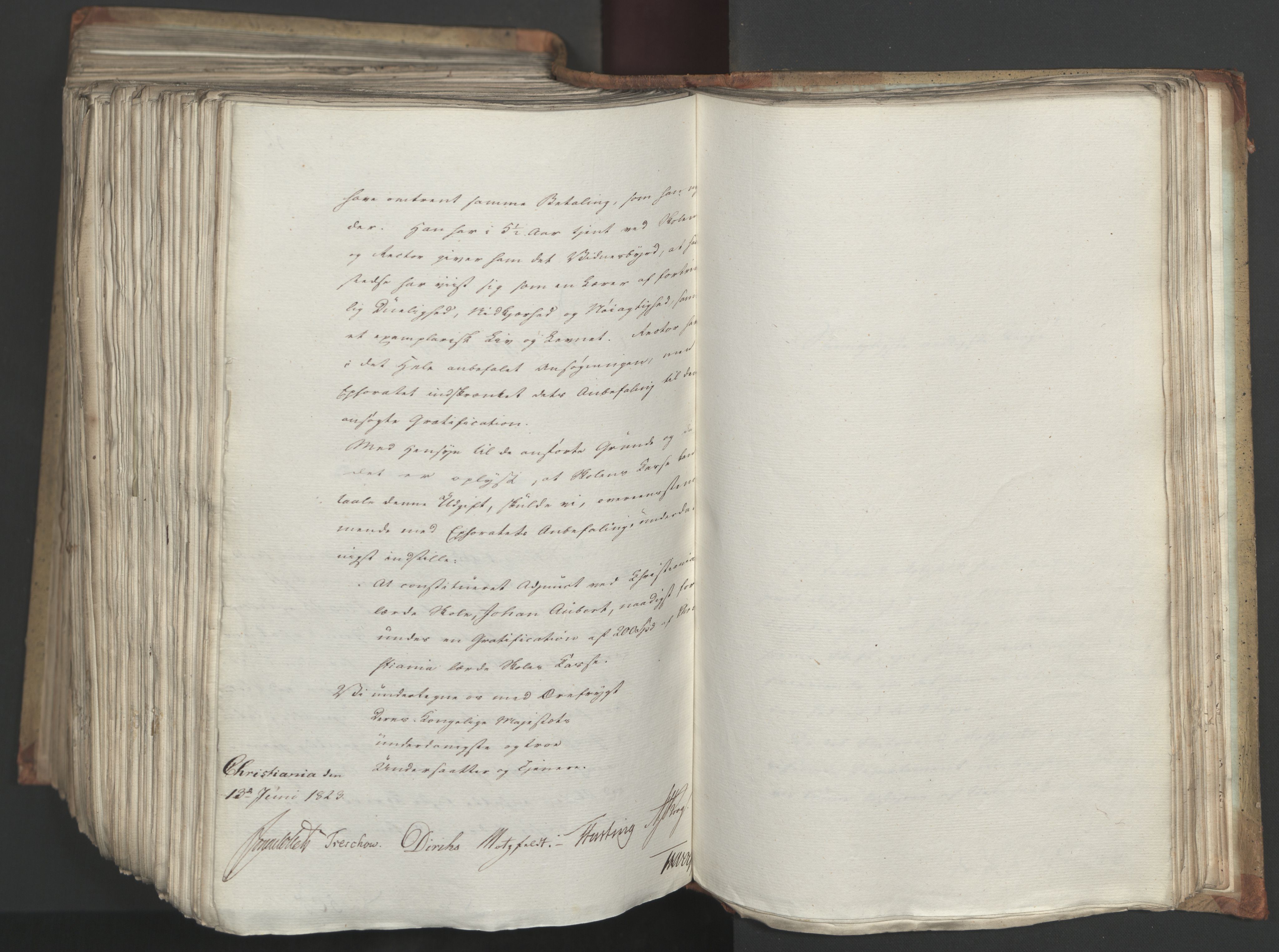 Statsrådsavdelingen i Stockholm, AV/RA-S-1003/D/Da/L0034: Regjeringsinnstillinger nr. 275-540, 1823, s. 621