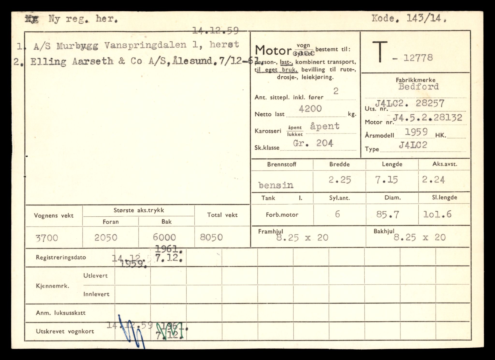 Møre og Romsdal vegkontor - Ålesund trafikkstasjon, AV/SAT-A-4099/F/Fe/L0035: Registreringskort for kjøretøy T 12653 - T 12829, 1927-1998, s. 2084