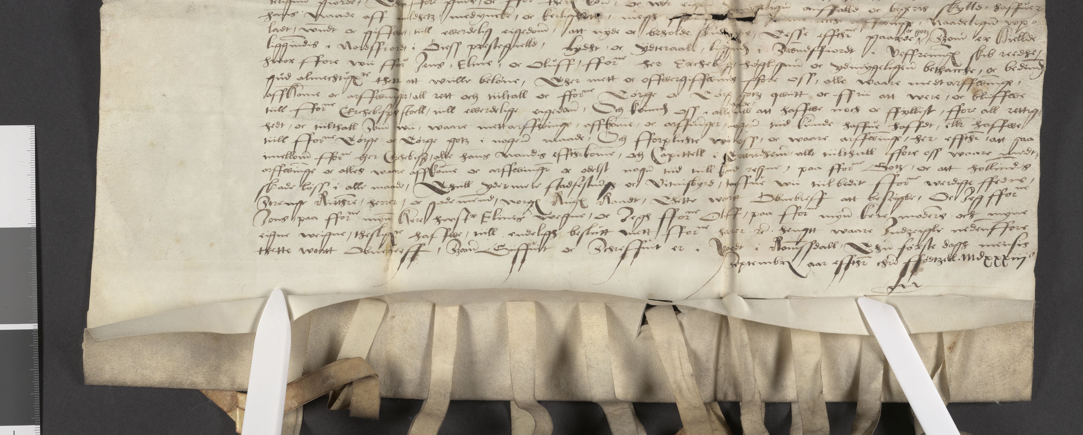 Riksarkivets diplomsamling, AV/RA-EA-5965/F13/F13a/L0029: Pergament nr. 104-105, 1533-1534, s. 3
