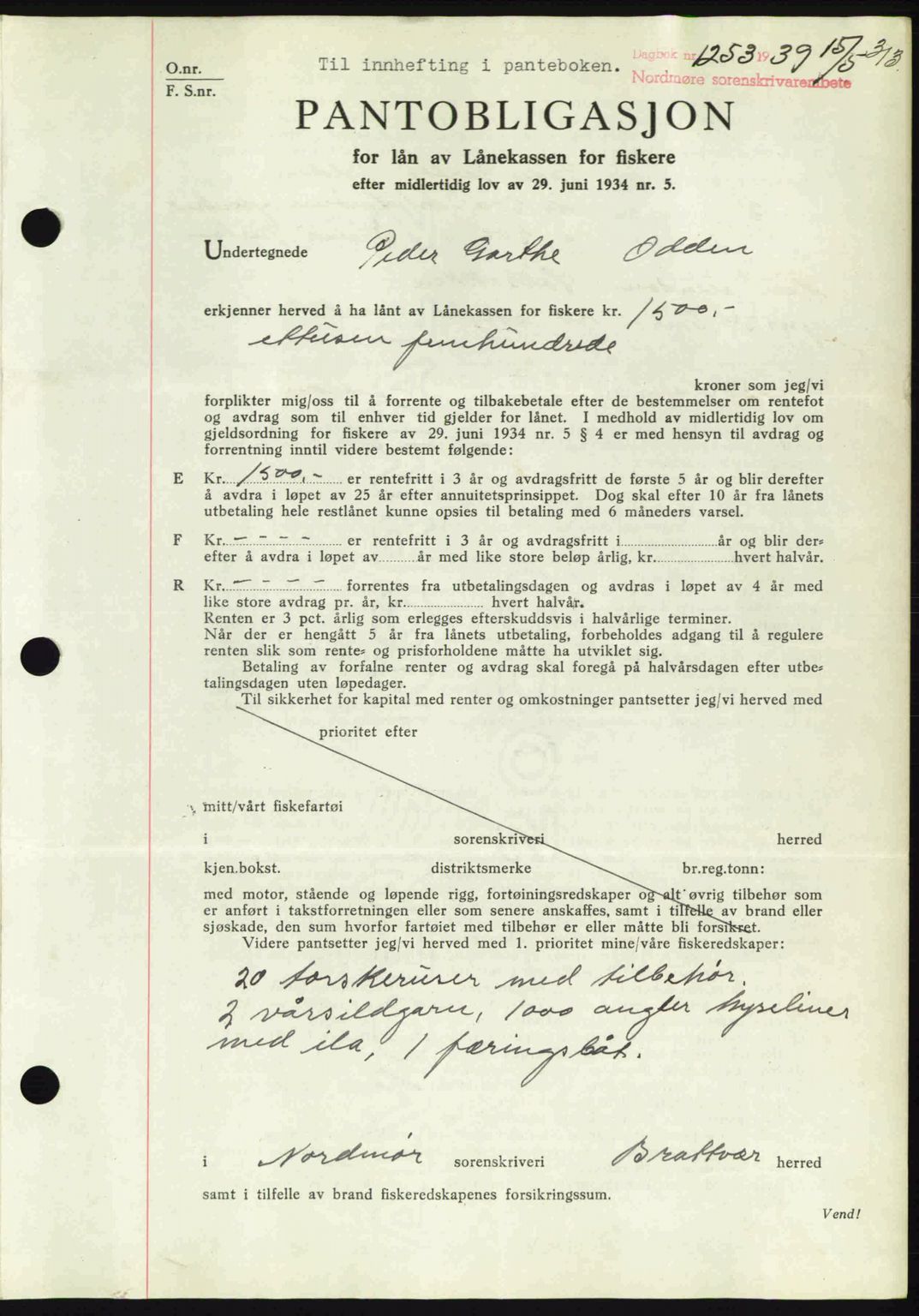 Nordmøre sorenskriveri, AV/SAT-A-4132/1/2/2Ca: Pantebok nr. B85, 1939-1939, Dagboknr: 1253/1939