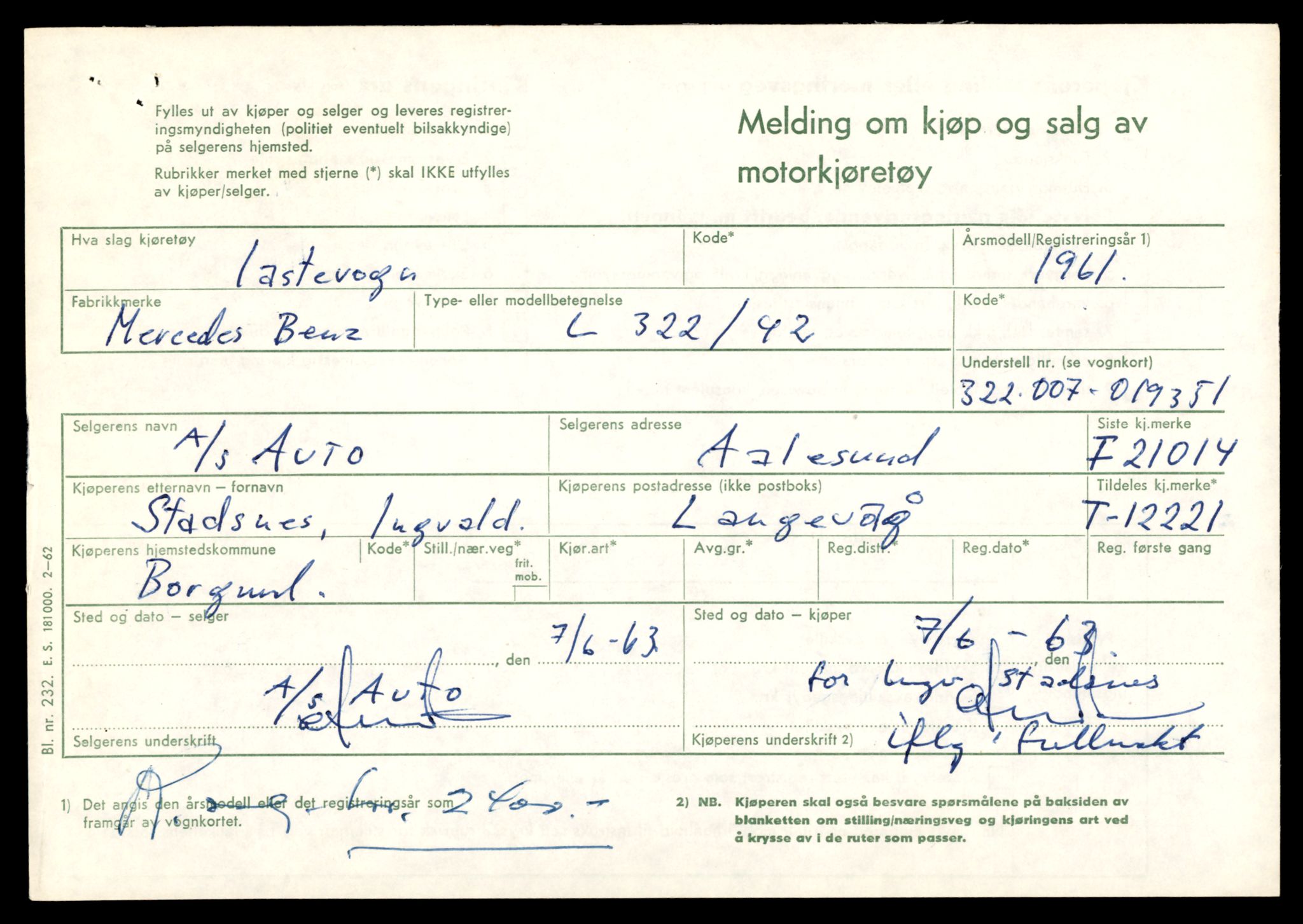 Møre og Romsdal vegkontor - Ålesund trafikkstasjon, SAT/A-4099/F/Fe/L0033: Registreringskort for kjøretøy T 12151 - T 12474, 1927-1998, s. 1825