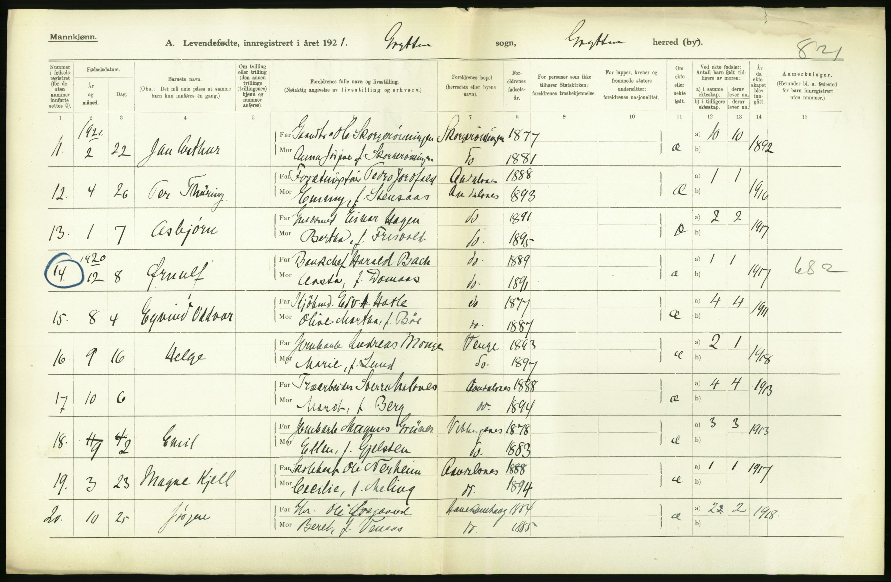 Statistisk sentralbyrå, Sosiodemografiske emner, Befolkning, AV/RA-S-2228/D/Df/Dfc/Dfca/L0040: Møre fylke: Levendefødte menn og kvinner. Bygder., 1921, s. 352