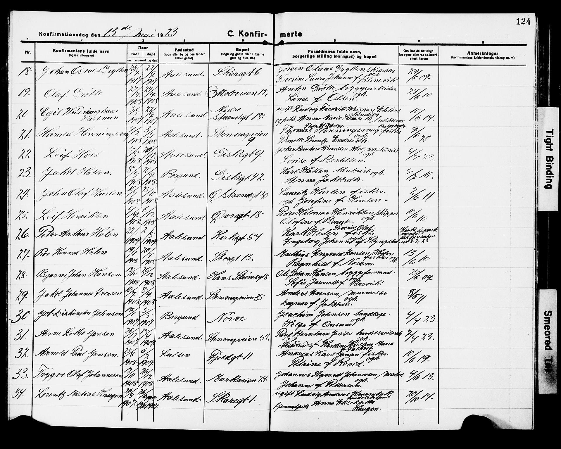 Ministerialprotokoller, klokkerbøker og fødselsregistre - Møre og Romsdal, AV/SAT-A-1454/529/L0472: Klokkerbok nr. 529C09, 1917-1929, s. 124