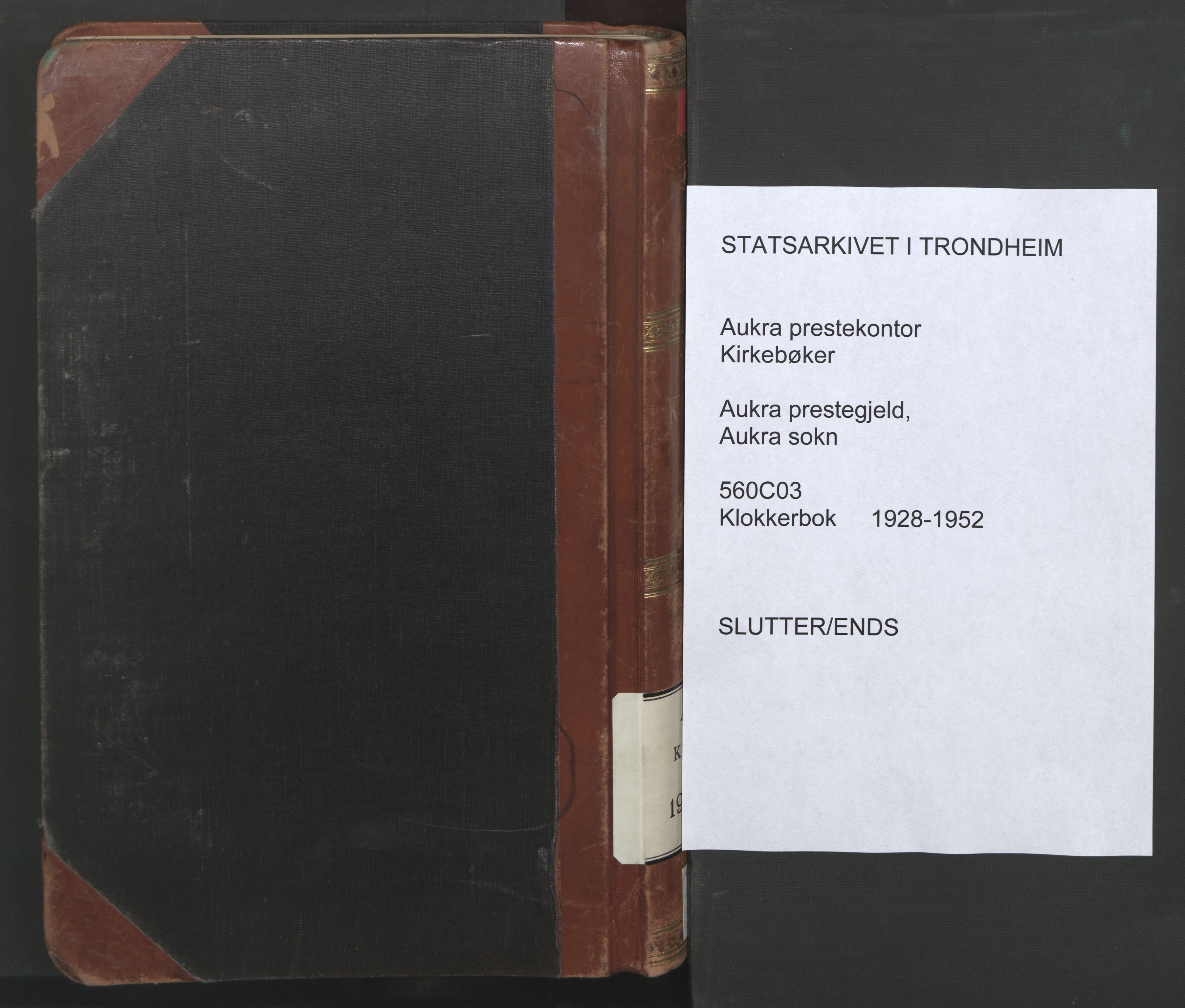 Ministerialprotokoller, klokkerbøker og fødselsregistre - Møre og Romsdal, AV/SAT-A-1454/560/L0726: Klokkerbok nr. 560C03, 1928-1952