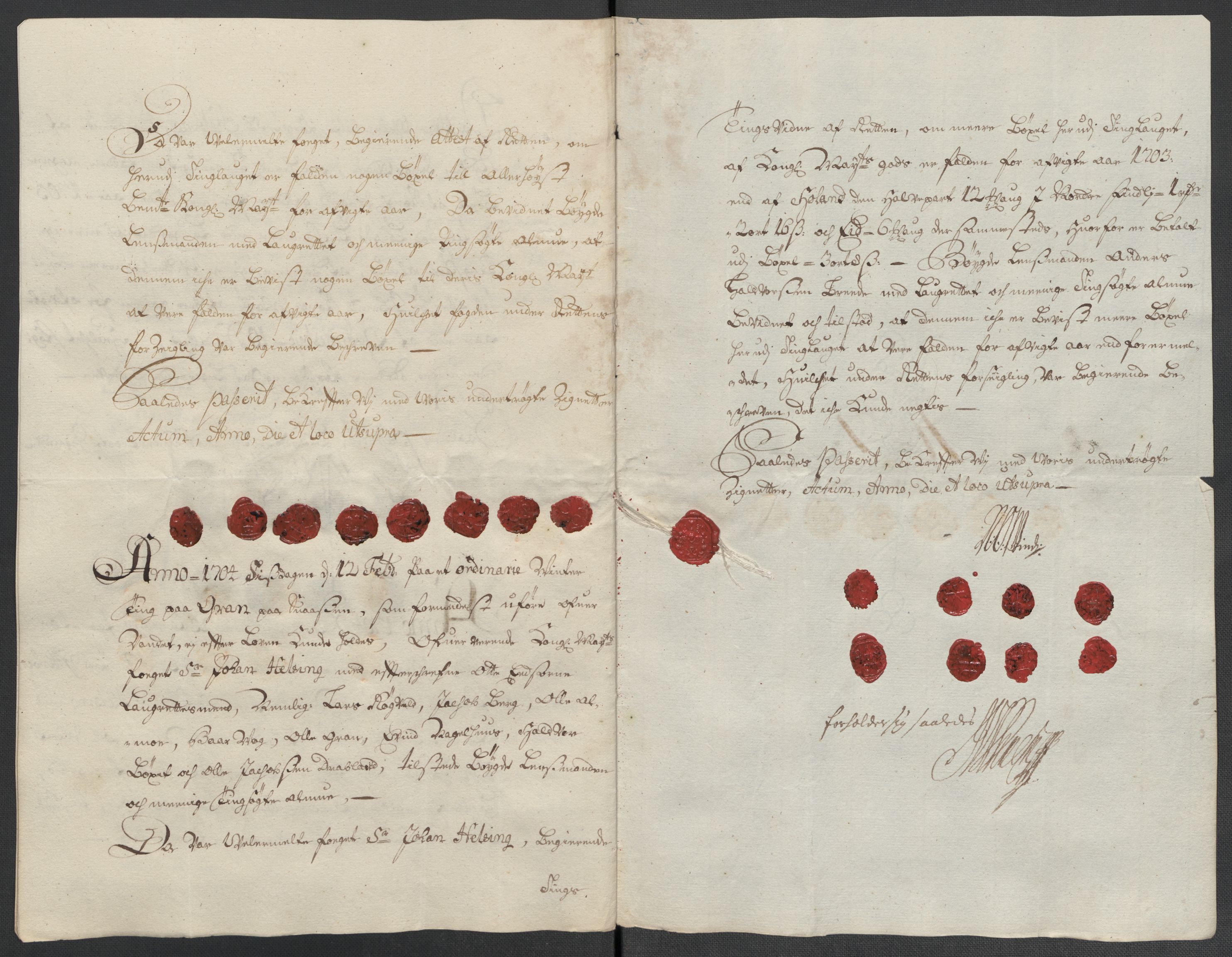 Rentekammeret inntil 1814, Reviderte regnskaper, Fogderegnskap, RA/EA-4092/R63/L4313: Fogderegnskap Inderøy, 1703-1704, s. 196