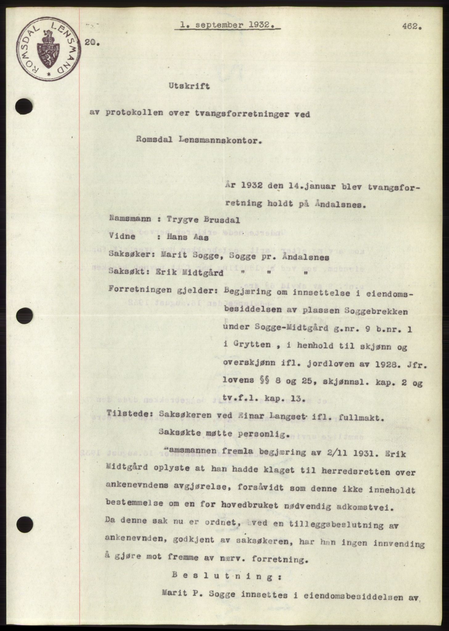 Romsdal sorenskriveri, SAT/A-4149/1/2/2C/L0061: Pantebok nr. 55, 1932-1932, Tingl.dato: 01.09.1932