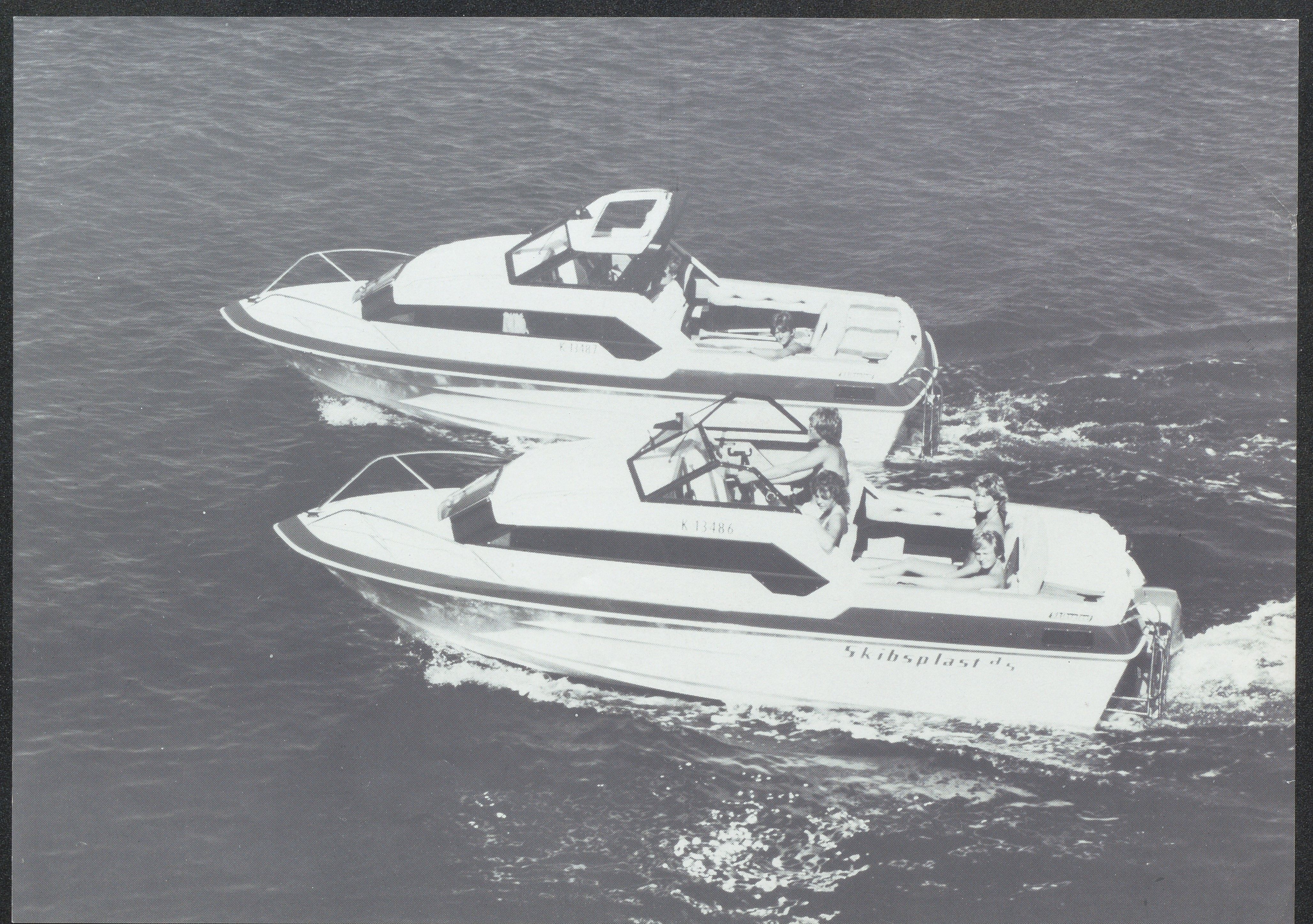 Skibsplast, AAKS/PA-2968/01/X/X01/L0001/0021: Brosjyrer / Skibsplast 600 VS (1984-1992). Skibsplast 600 HT (1985-1992)., 1984-1992