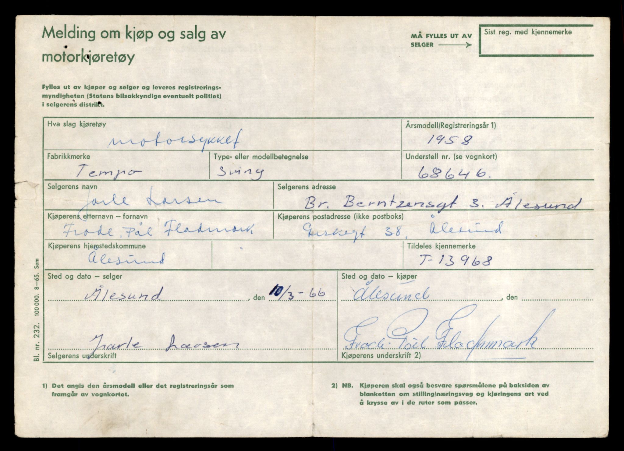 Møre og Romsdal vegkontor - Ålesund trafikkstasjon, AV/SAT-A-4099/F/Fe/L0042: Registreringskort for kjøretøy T 13906 - T 14079, 1927-1998, s. 991