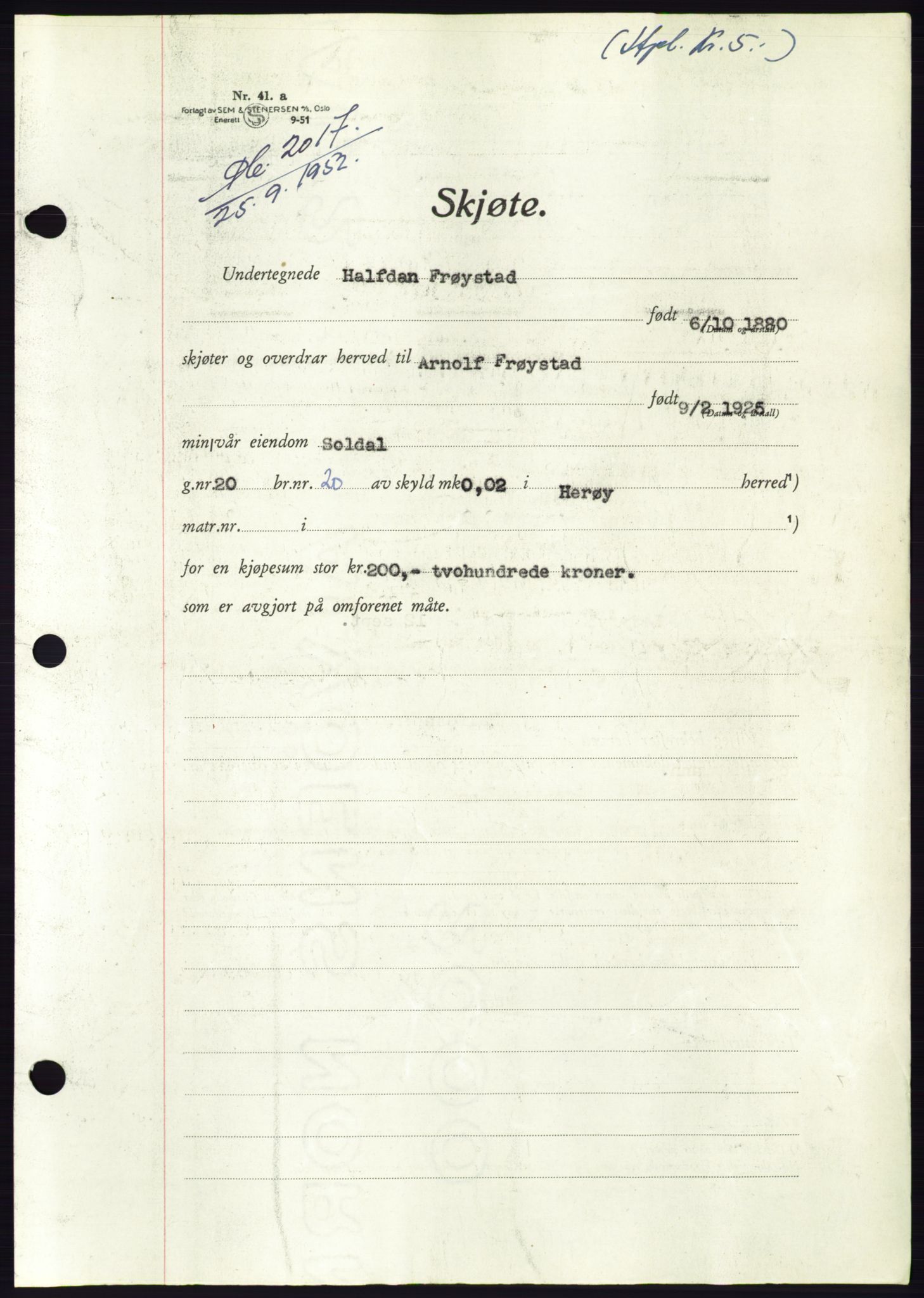 Søre Sunnmøre sorenskriveri, SAT/A-4122/1/2/2C/L0093: Pantebok nr. 19A, 1952-1953, Dagboknr: 2017/1952