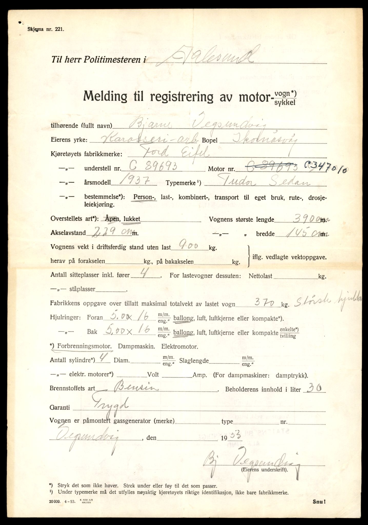 Møre og Romsdal vegkontor - Ålesund trafikkstasjon, AV/SAT-A-4099/F/Fe/L0045: Registreringskort for kjøretøy T 14320 - T 14444, 1927-1998, s. 551