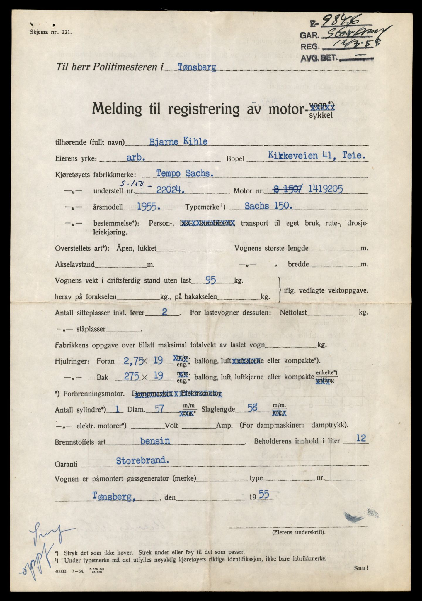Møre og Romsdal vegkontor - Ålesund trafikkstasjon, AV/SAT-A-4099/F/Fe/L0040: Registreringskort for kjøretøy T 13531 - T 13709, 1927-1998, s. 2309