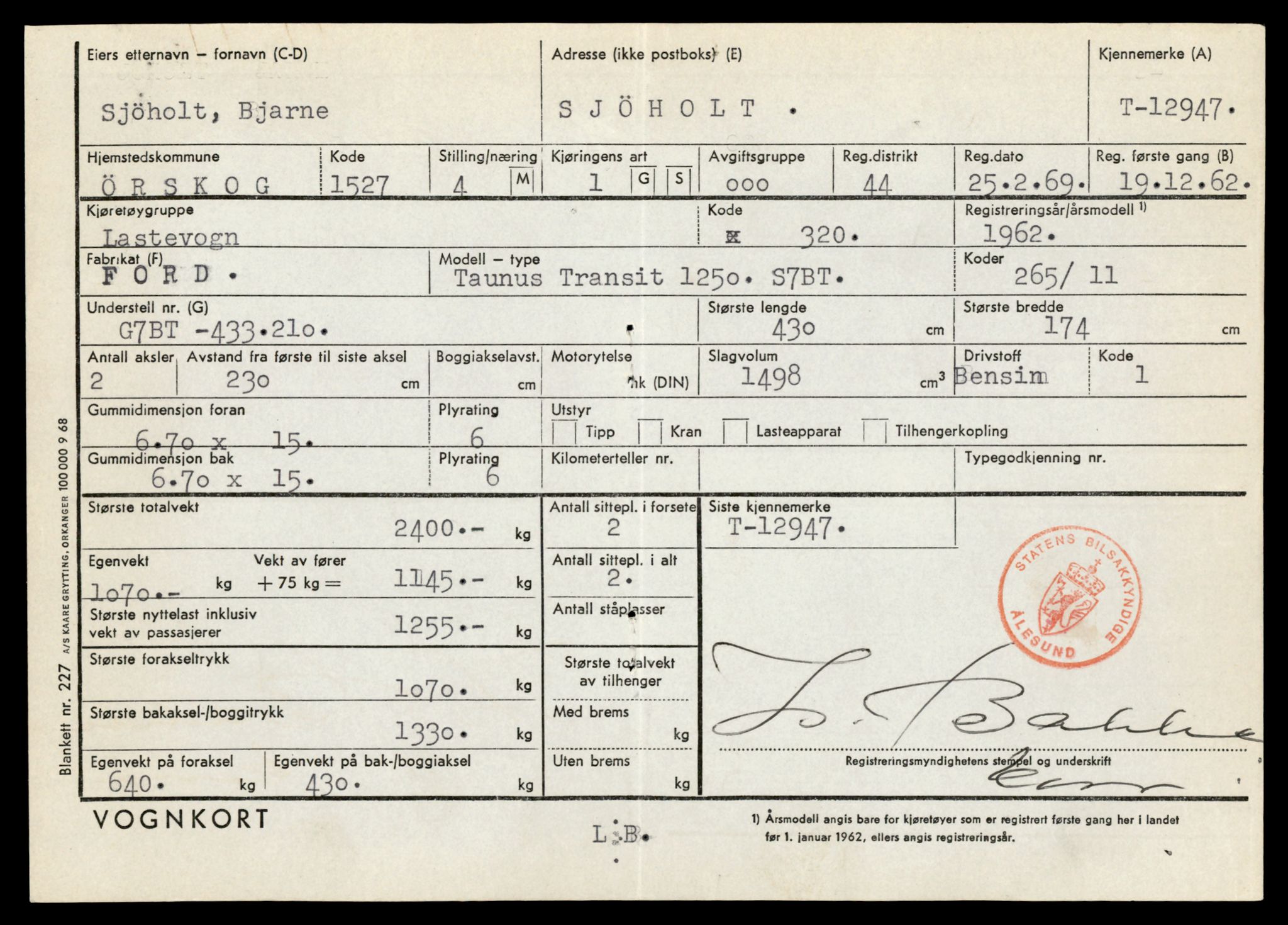 Møre og Romsdal vegkontor - Ålesund trafikkstasjon, AV/SAT-A-4099/F/Fe/L0036: Registreringskort for kjøretøy T 12831 - T 13030, 1927-1998, s. 1793