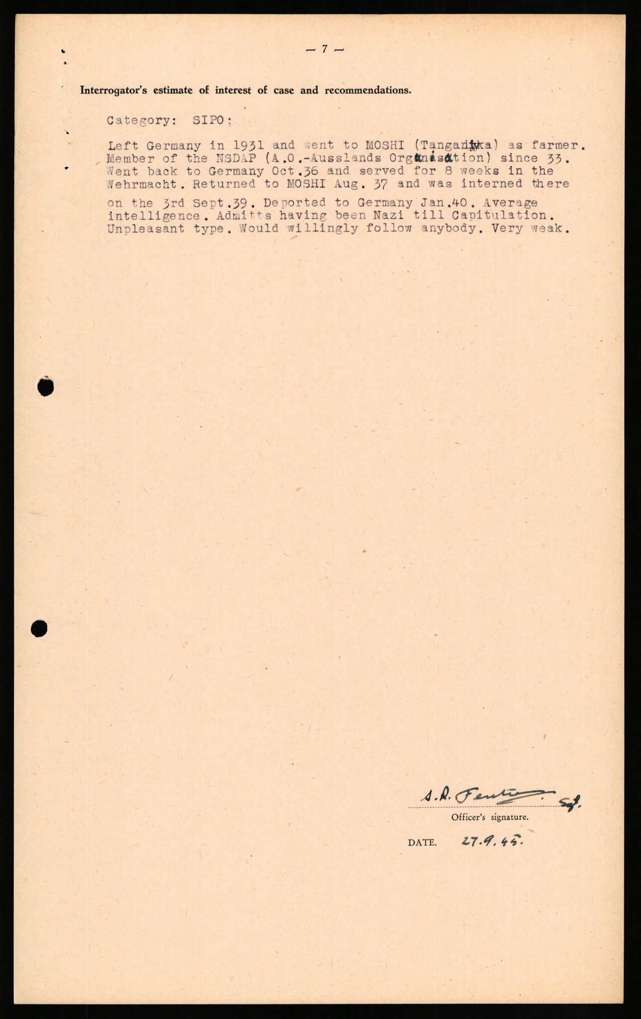 Forsvaret, Forsvarets overkommando II, RA/RAFA-3915/D/Db/L0017: CI Questionaires. Tyske okkupasjonsstyrker i Norge. Tyskere., 1945-1946, s. 343