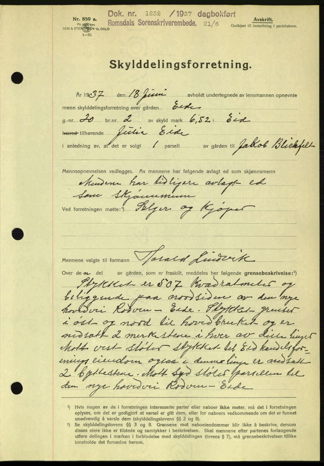 Romsdal sorenskriveri, SAT/A-4149/1/2/2C: Pantebok nr. A3, 1937-1937, Dagboknr: 1232/1937