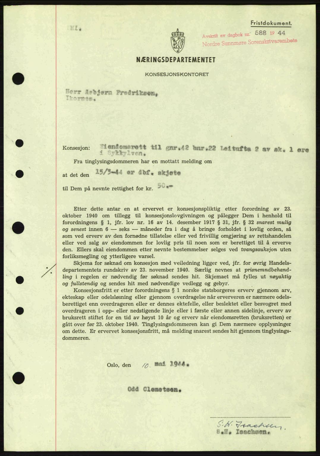 Nordre Sunnmøre sorenskriveri, AV/SAT-A-0006/1/2/2C/2Ca: Pantebok nr. B6-14 a, 1942-1945, Dagboknr: 588/1944