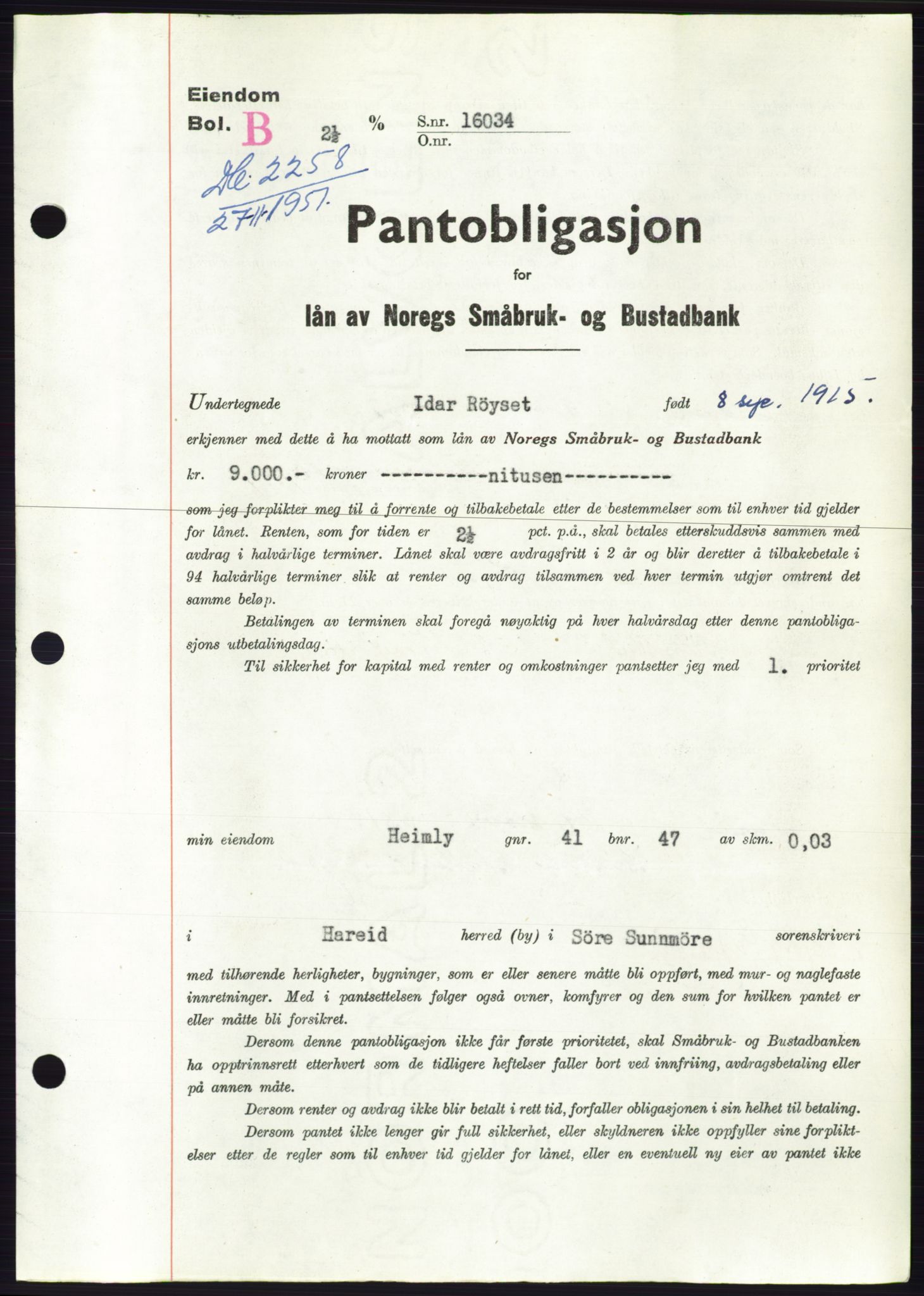 Søre Sunnmøre sorenskriveri, SAT/A-4122/1/2/2C/L0120: Pantebok nr. 8B, 1951-1951, Dagboknr: 2258/1951