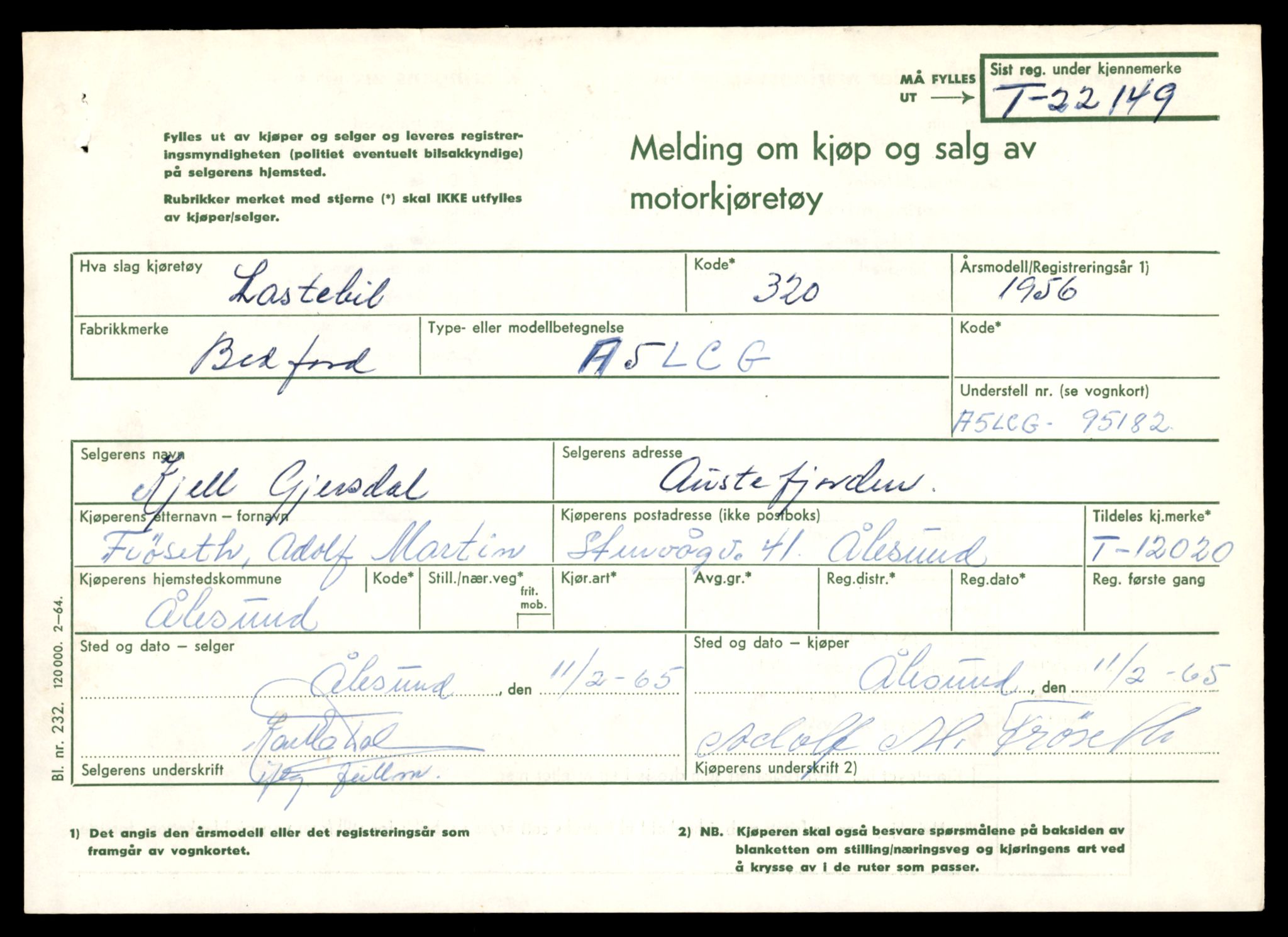 Møre og Romsdal vegkontor - Ålesund trafikkstasjon, SAT/A-4099/F/Fe/L0032: Registreringskort for kjøretøy T 11997 - T 12149, 1927-1998, s. 751