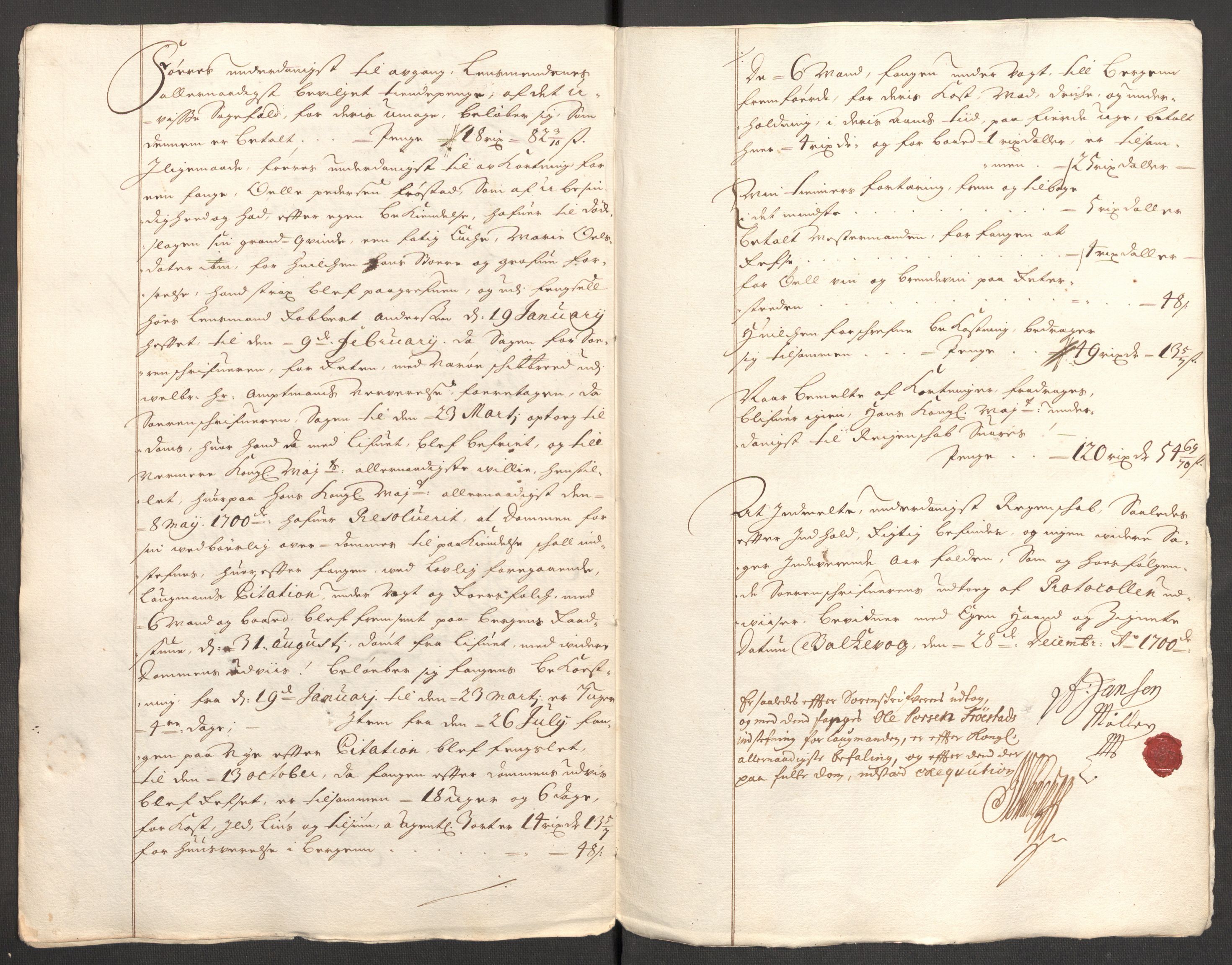 Rentekammeret inntil 1814, Reviderte regnskaper, Fogderegnskap, AV/RA-EA-4092/R54/L3558: Fogderegnskap Sunnmøre, 1700-1701, s. 222