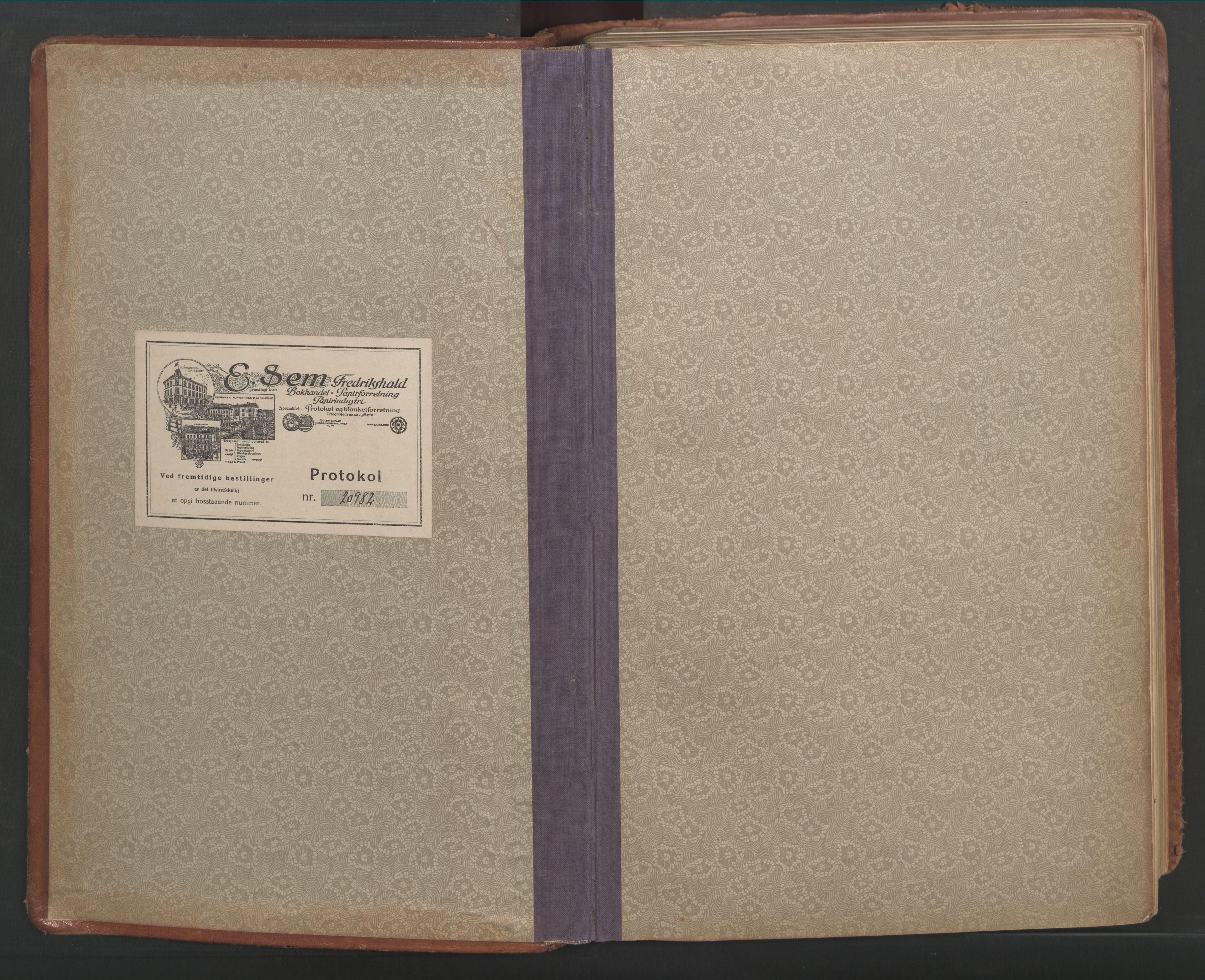 Ministerialprotokoller, klokkerbøker og fødselsregistre - Møre og Romsdal, AV/SAT-A-1454/540/L0542: Klokkerbok nr. 540C02, 1921-1967