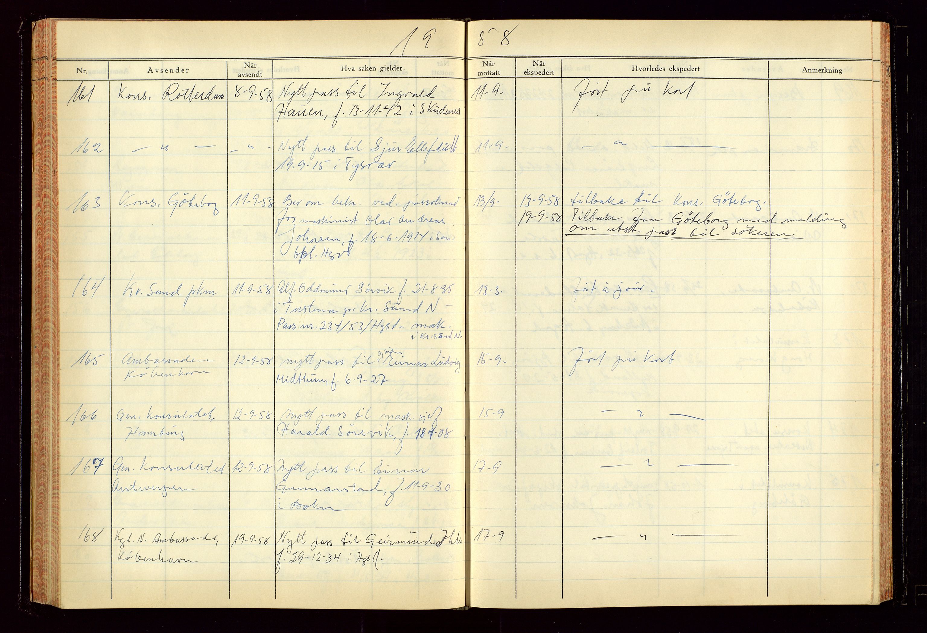 Haugesund politikammer, AV/SAST-A-100440/K/L0007: Passjournal (16 12 53-07 1065), 1953-1965, s. 105