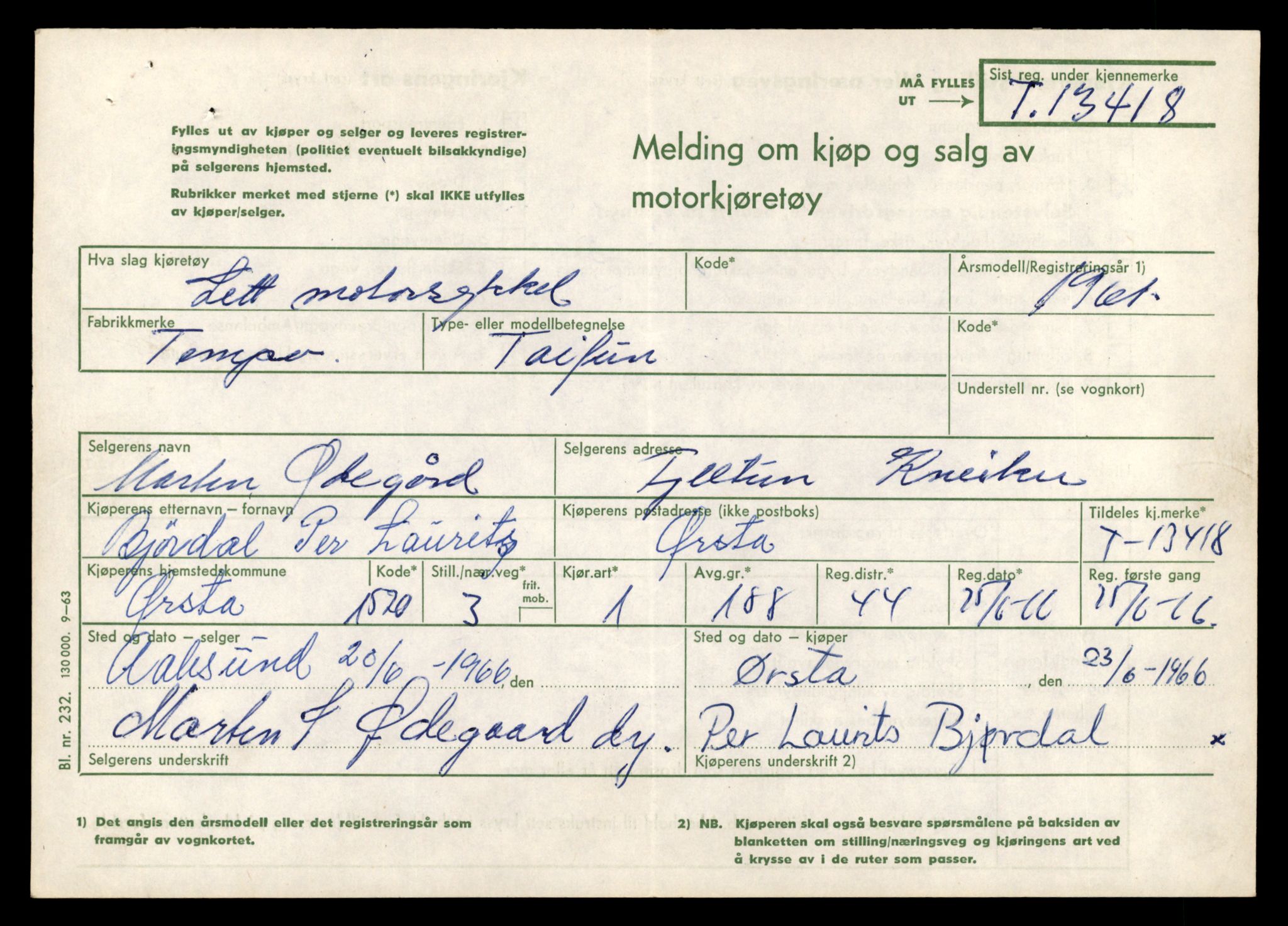Møre og Romsdal vegkontor - Ålesund trafikkstasjon, AV/SAT-A-4099/F/Fe/L0039: Registreringskort for kjøretøy T 13361 - T 13530, 1927-1998, s. 987