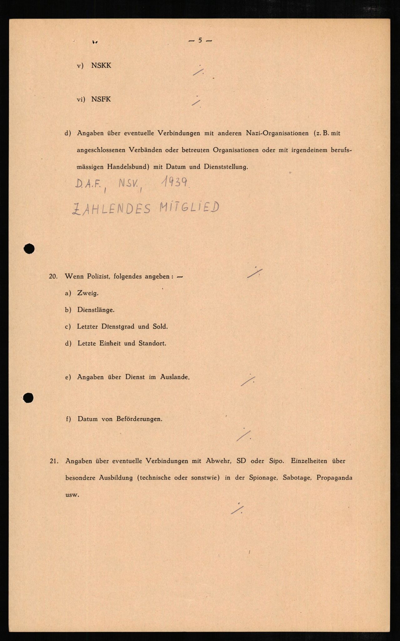 Forsvaret, Forsvarets overkommando II, RA/RAFA-3915/D/Db/L0007: CI Questionaires. Tyske okkupasjonsstyrker i Norge. Tyskere., 1945-1946, s. 354