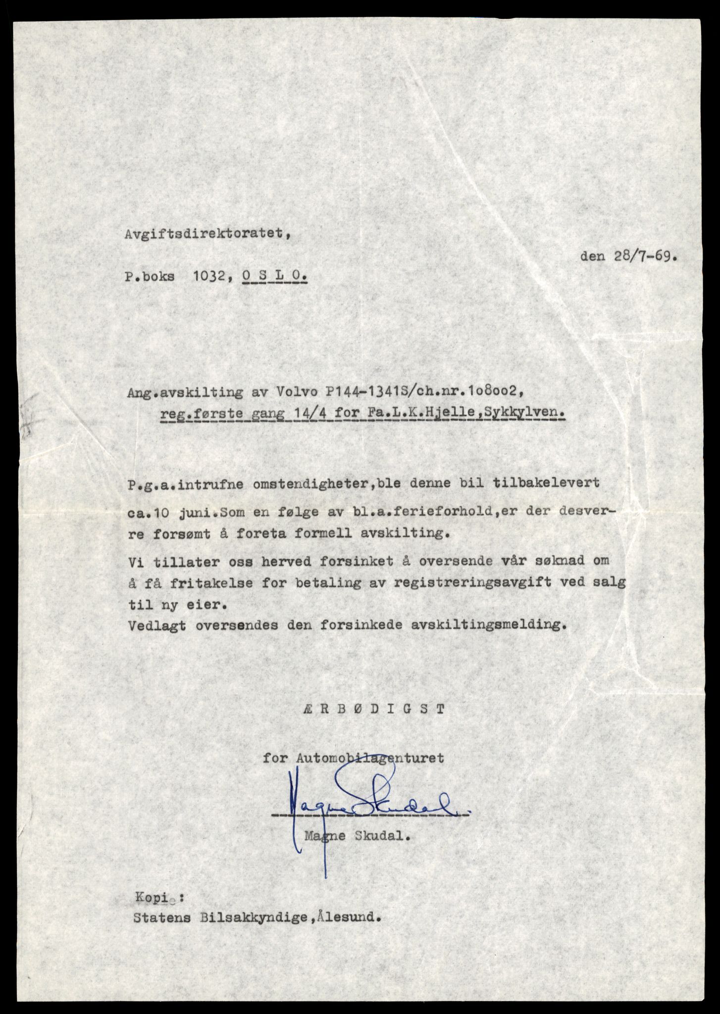 Møre og Romsdal vegkontor - Ålesund trafikkstasjon, AV/SAT-A-4099/F/Fe/L0049: Registreringskort for kjøretøy T 14864 - T 18613, 1927-1998, s. 1679