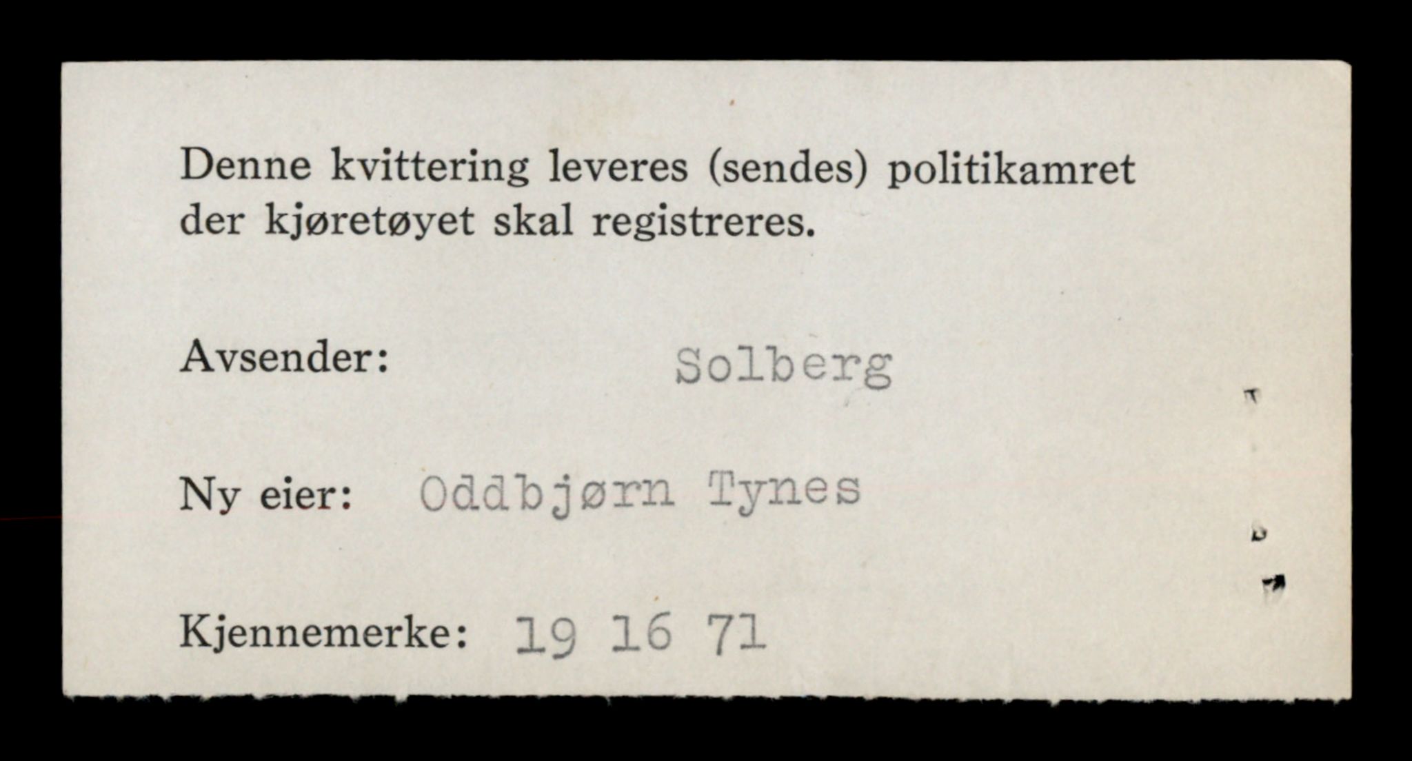 Møre og Romsdal vegkontor - Ålesund trafikkstasjon, AV/SAT-A-4099/F/Fe/L0040: Registreringskort for kjøretøy T 13531 - T 13709, 1927-1998, s. 1000