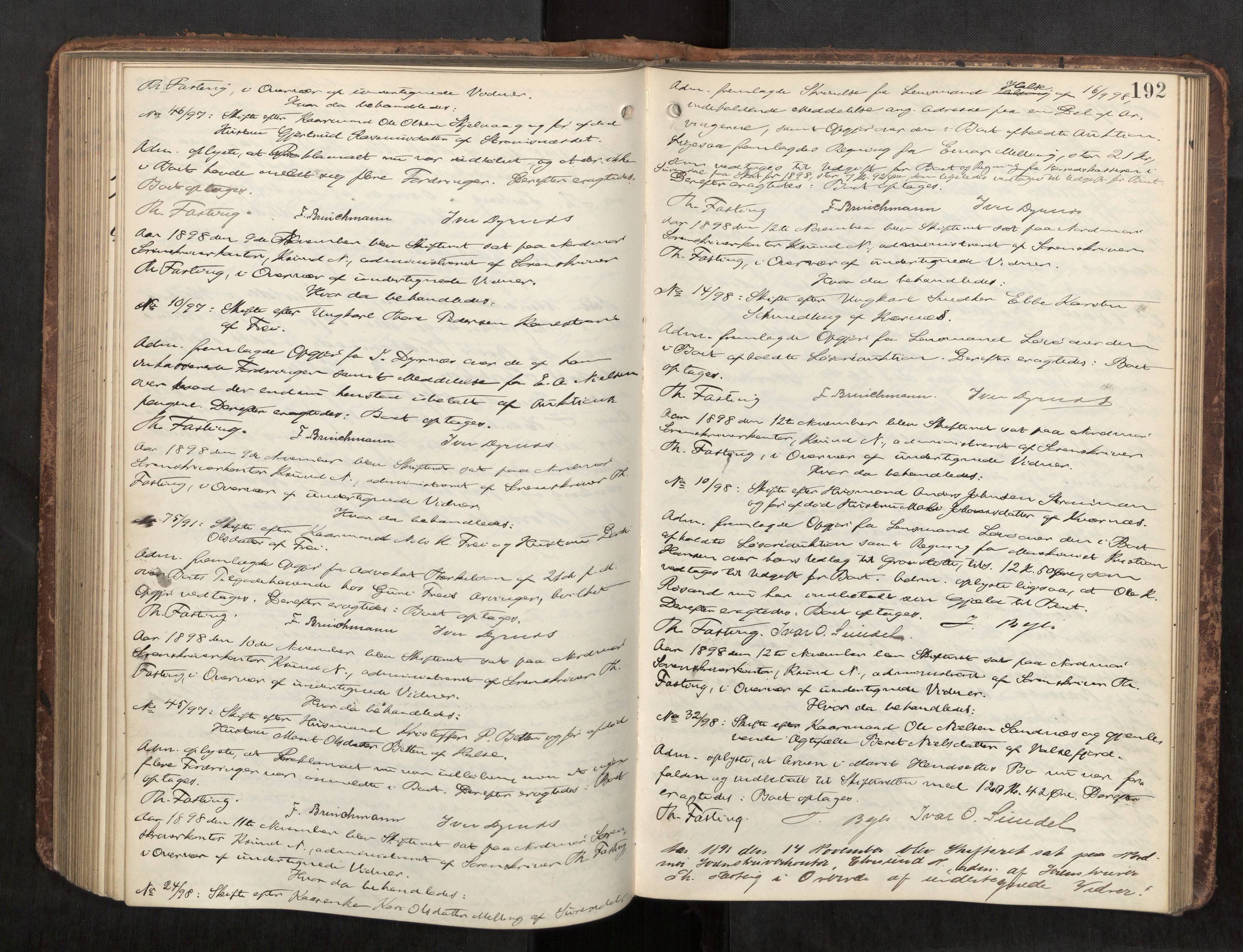 Nordmøre sorenskriveri, AV/SAT-A-4132/1/3/3B/L0006: Forhandlingsprotokoll nr. 06, 1894-1900, s. 192
