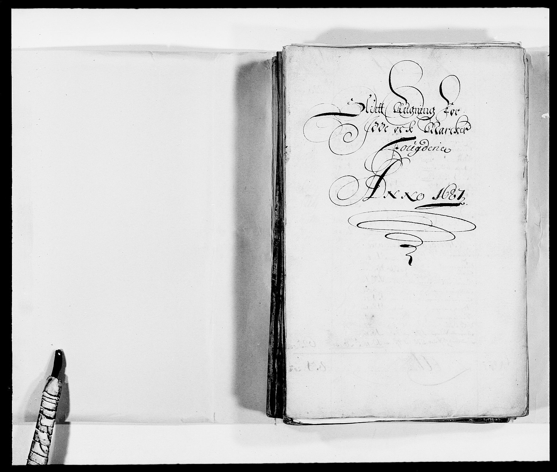 Rentekammeret inntil 1814, Reviderte regnskaper, Fogderegnskap, AV/RA-EA-4092/R01/L0007: Fogderegnskap Idd og Marker, 1687-1688, s. 2