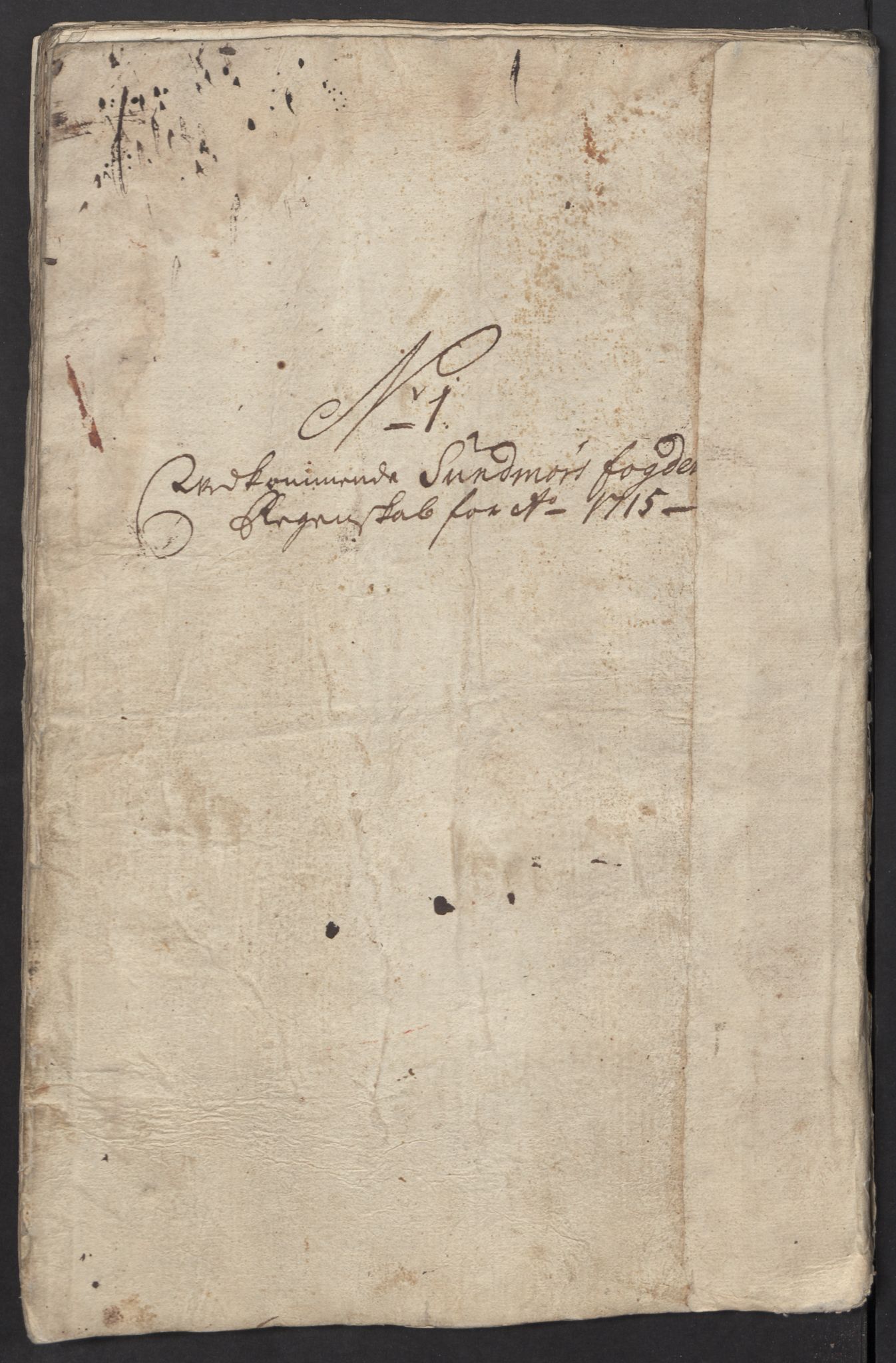 Rentekammeret inntil 1814, Reviderte regnskaper, Fogderegnskap, RA/EA-4092/R54/L3567: Fogderegnskap Sunnmøre, 1715, s. 101