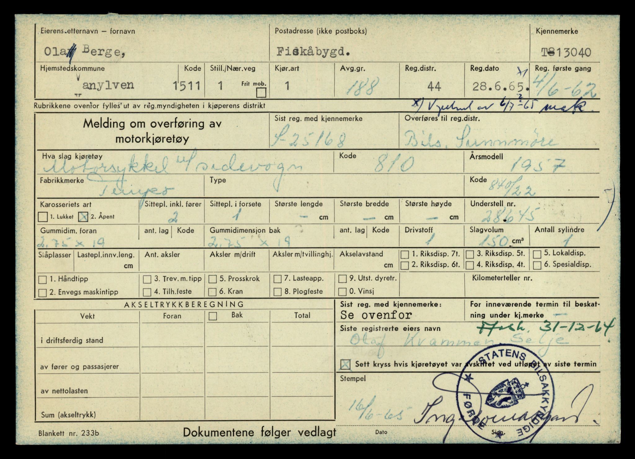 Møre og Romsdal vegkontor - Ålesund trafikkstasjon, AV/SAT-A-4099/F/Fe/L0037: Registreringskort for kjøretøy T 13031 - T 13179, 1927-1998, s. 233