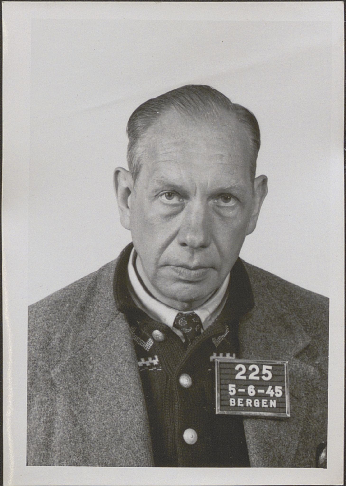 Bergen politikammer / politidistrikt, SAB/A-60401/Y/Yc/Ycd/L0004: Personfoto - landsvikere etc, 1945-1947, s. 206