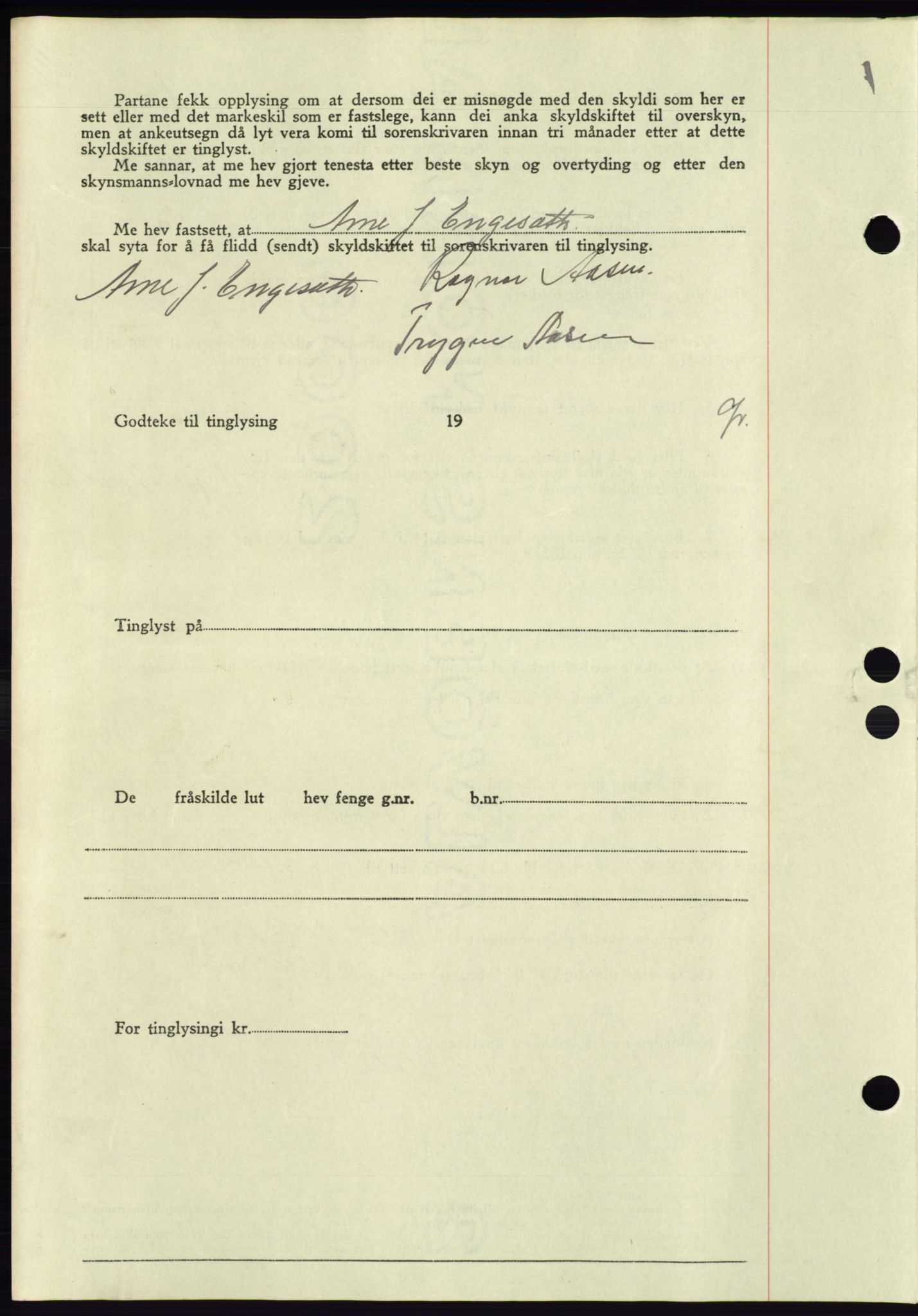 Søre Sunnmøre sorenskriveri, AV/SAT-A-4122/1/2/2C/L0075: Pantebok nr. 1A, 1943-1943, Dagboknr: 676/1943