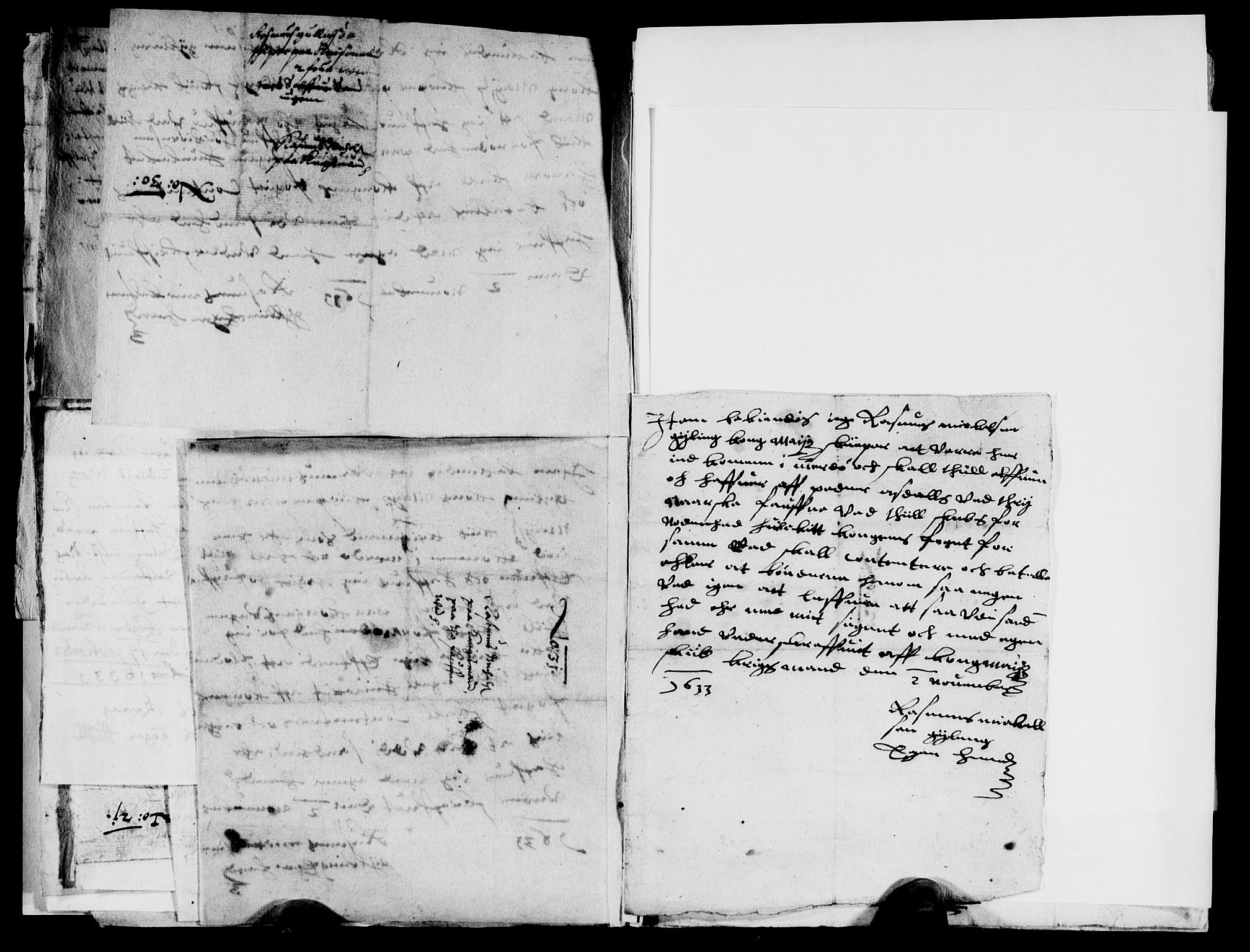 Rentekammeret inntil 1814, Reviderte regnskaper, Lensregnskaper, AV/RA-EA-5023/R/Rb/Rbq/L0022: Nedenes len. Mandals len. Råbyggelag., 1632-1634