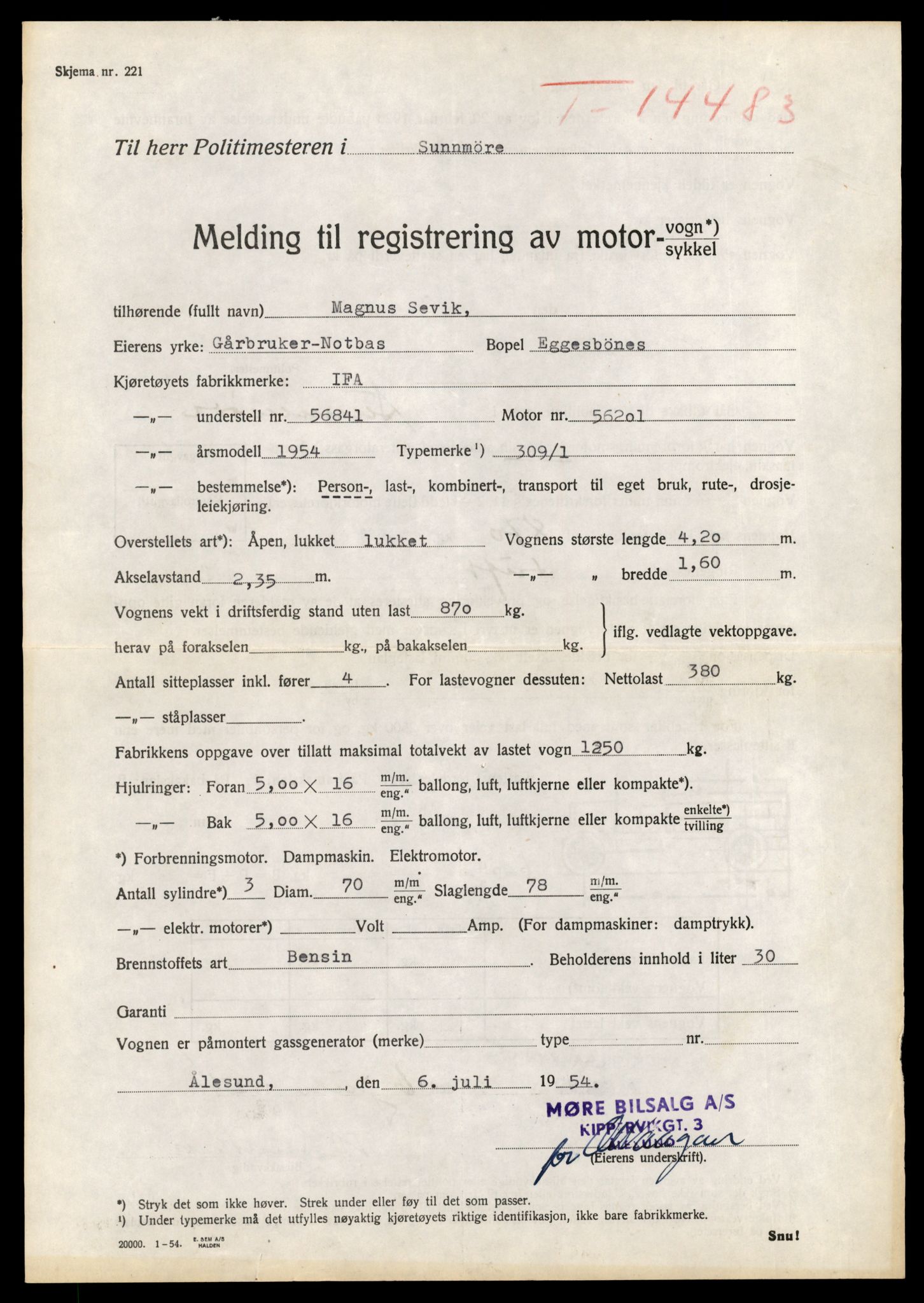 Møre og Romsdal vegkontor - Ålesund trafikkstasjon, AV/SAT-A-4099/F/Fe/L0046: Registreringskort for kjøretøy T 14445 - T 14579, 1927-1998