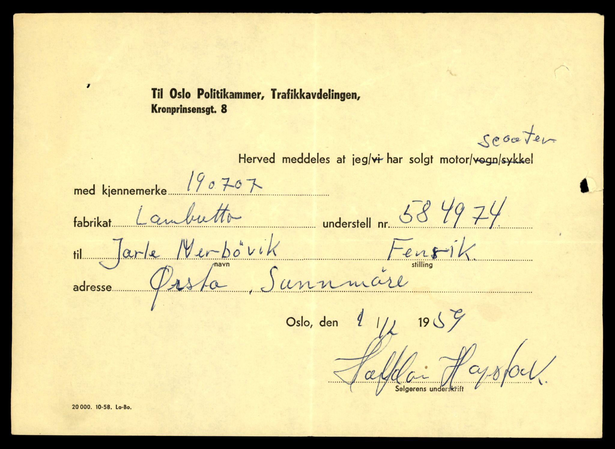 Møre og Romsdal vegkontor - Ålesund trafikkstasjon, AV/SAT-A-4099/F/Fe/L0041: Registreringskort for kjøretøy T 13710 - T 13905, 1927-1998, s. 2935