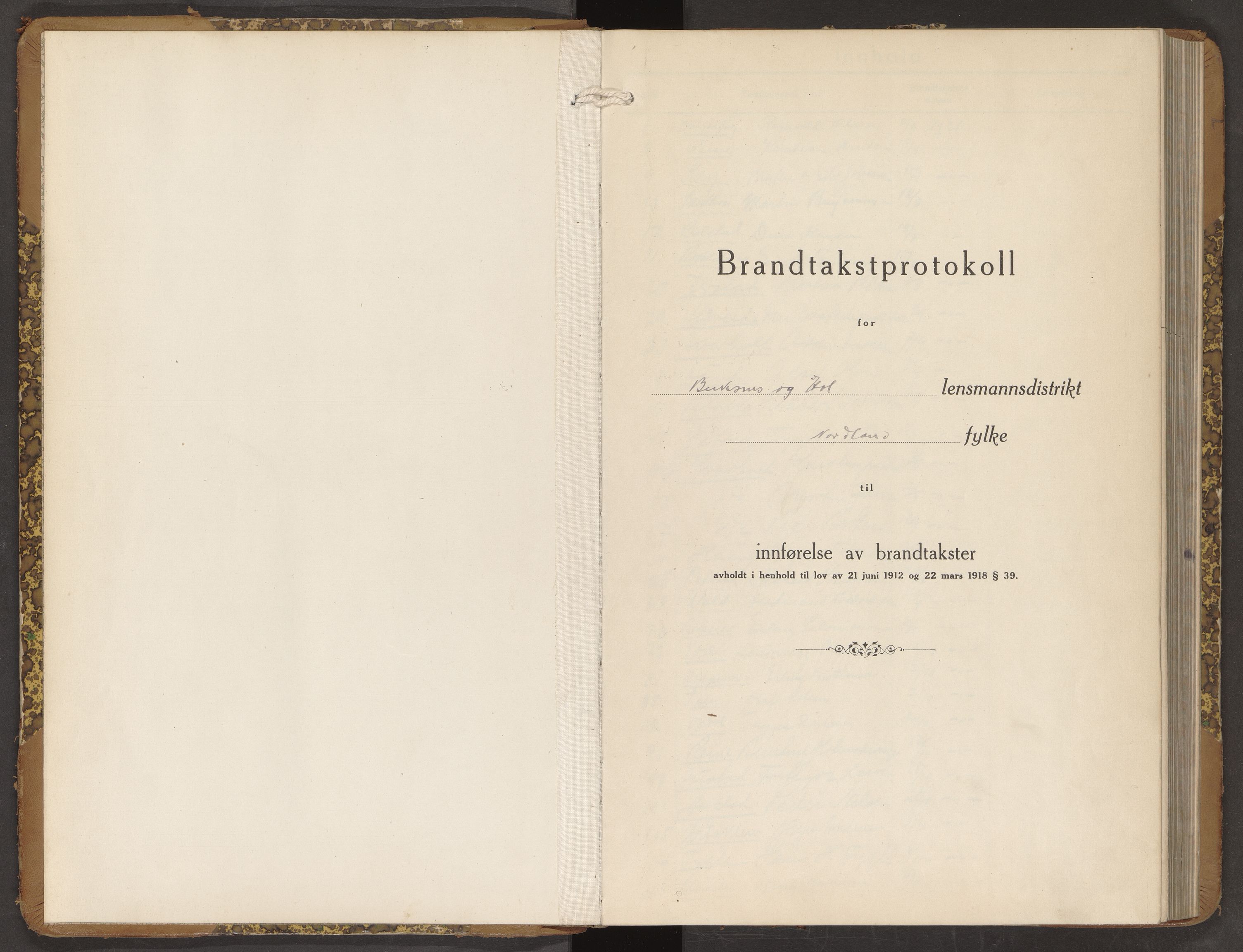 Norges Brannkasse Hol, AV/SAT-A-5601/BT/L0021: Branntakstprotokoll med skjema, 1931-1933