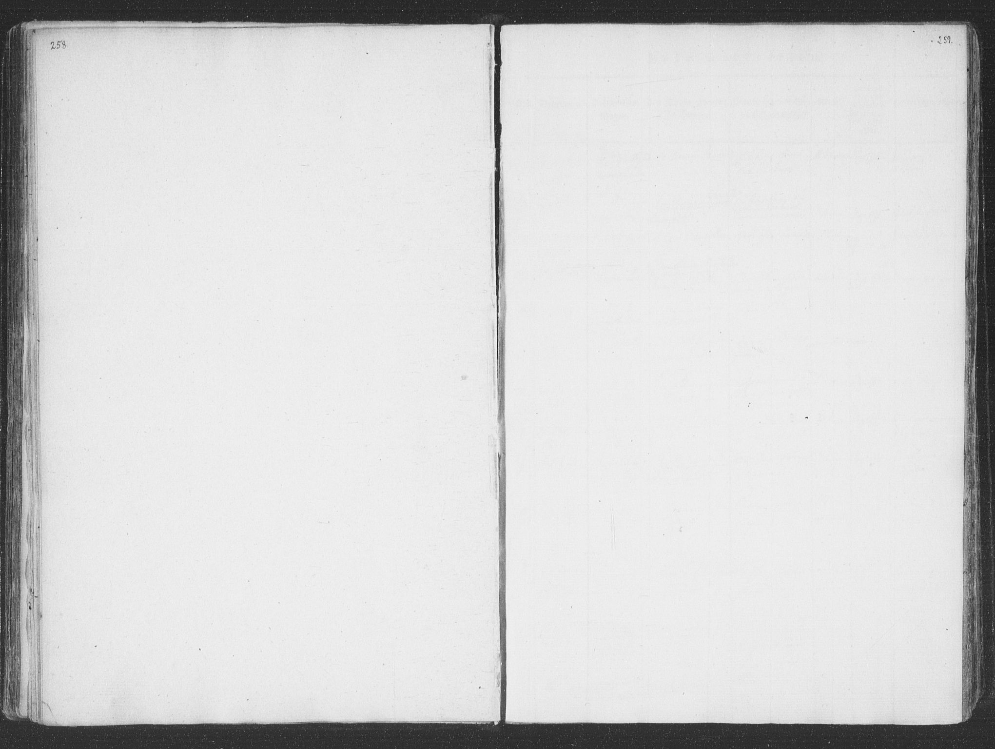 Ministerialprotokoller, klokkerbøker og fødselsregistre - Nordland, AV/SAT-A-1459/855/L0798: Ministerialbok nr. 855A06, 1821-1835, s. 258-259