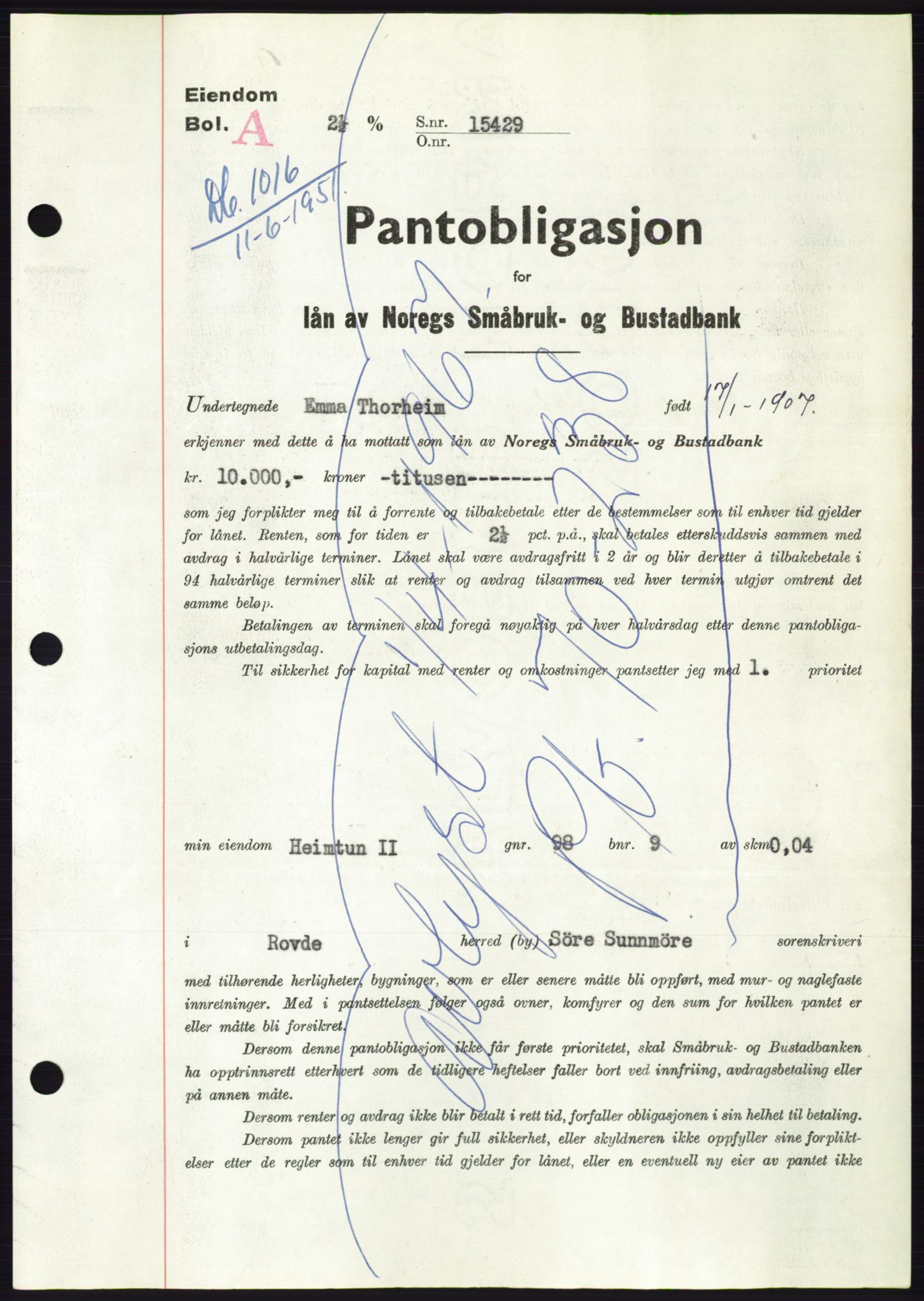 Søre Sunnmøre sorenskriveri, AV/SAT-A-4122/1/2/2C/L0120: Pantebok nr. 8B, 1951-1951, Dagboknr: 1016/1951