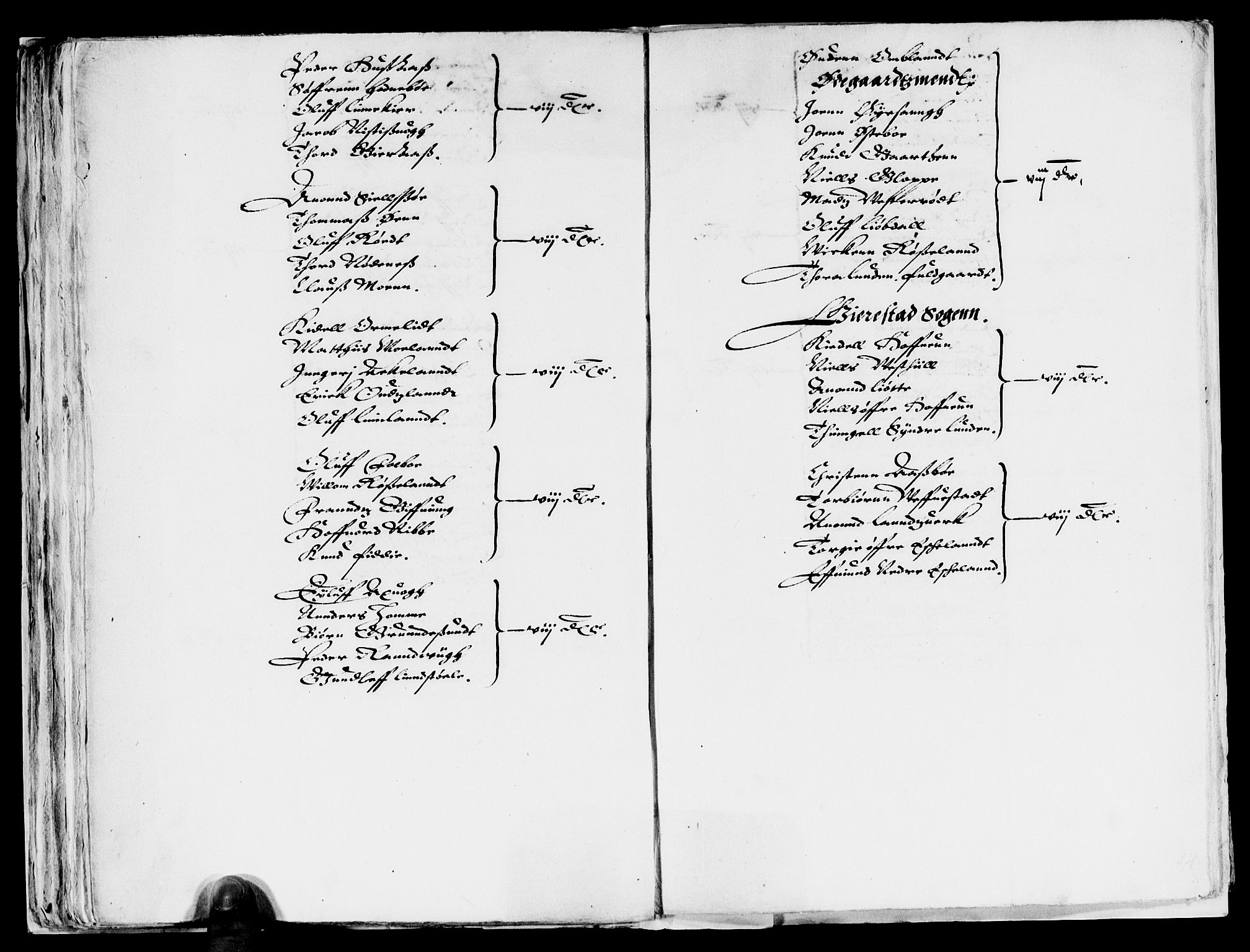 Rentekammeret inntil 1814, Reviderte regnskaper, Lensregnskaper, AV/RA-EA-5023/R/Rb/Rbq/L0004: Nedenes len. Mandals len. Råbyggelag., 1612-1613