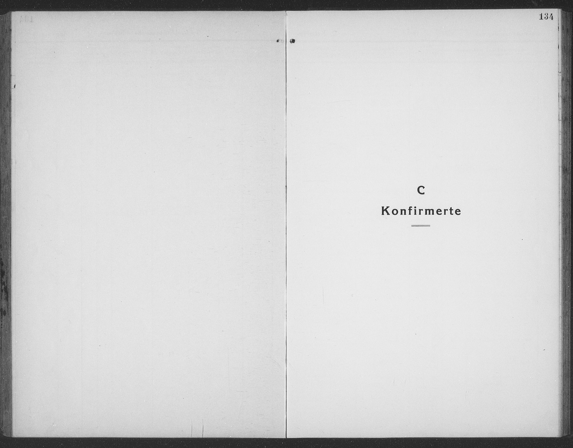 Ministerialprotokoller, klokkerbøker og fødselsregistre - Møre og Romsdal, AV/SAT-A-1454/513/L0191: Klokkerbok nr. 513C05, 1920-1941, s. 134