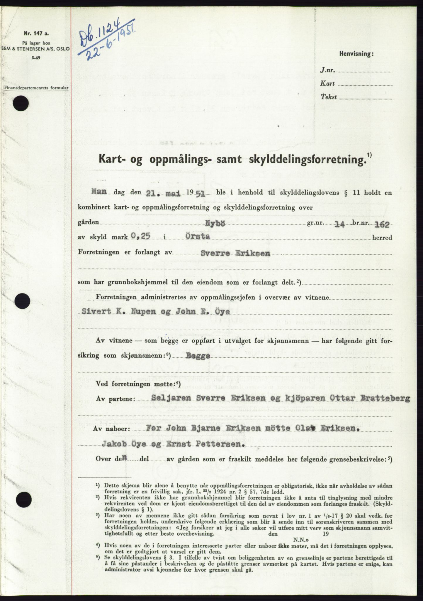 Søre Sunnmøre sorenskriveri, AV/SAT-A-4122/1/2/2C/L0089: Pantebok nr. 15A, 1951-1951, Dagboknr: 1124/1951