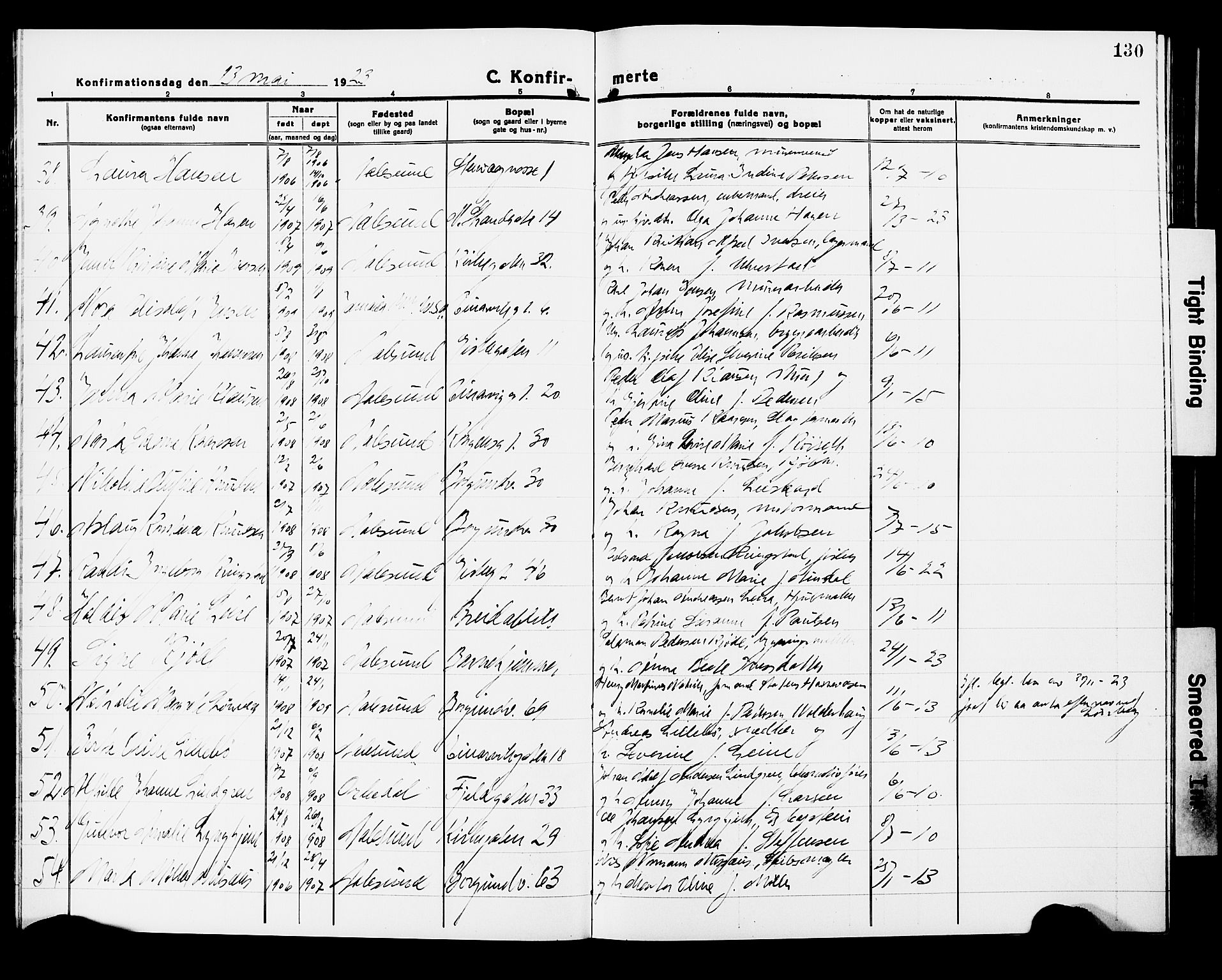 Ministerialprotokoller, klokkerbøker og fødselsregistre - Møre og Romsdal, AV/SAT-A-1454/529/L0472: Klokkerbok nr. 529C09, 1917-1929, s. 130