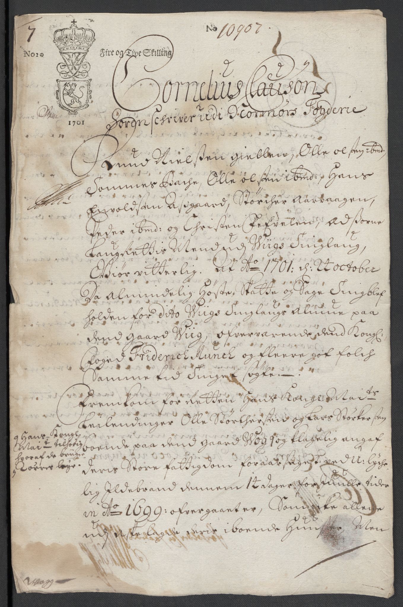 Rentekammeret inntil 1814, Reviderte regnskaper, Fogderegnskap, AV/RA-EA-4092/R56/L3739: Fogderegnskap Nordmøre, 1700-1702, s. 301