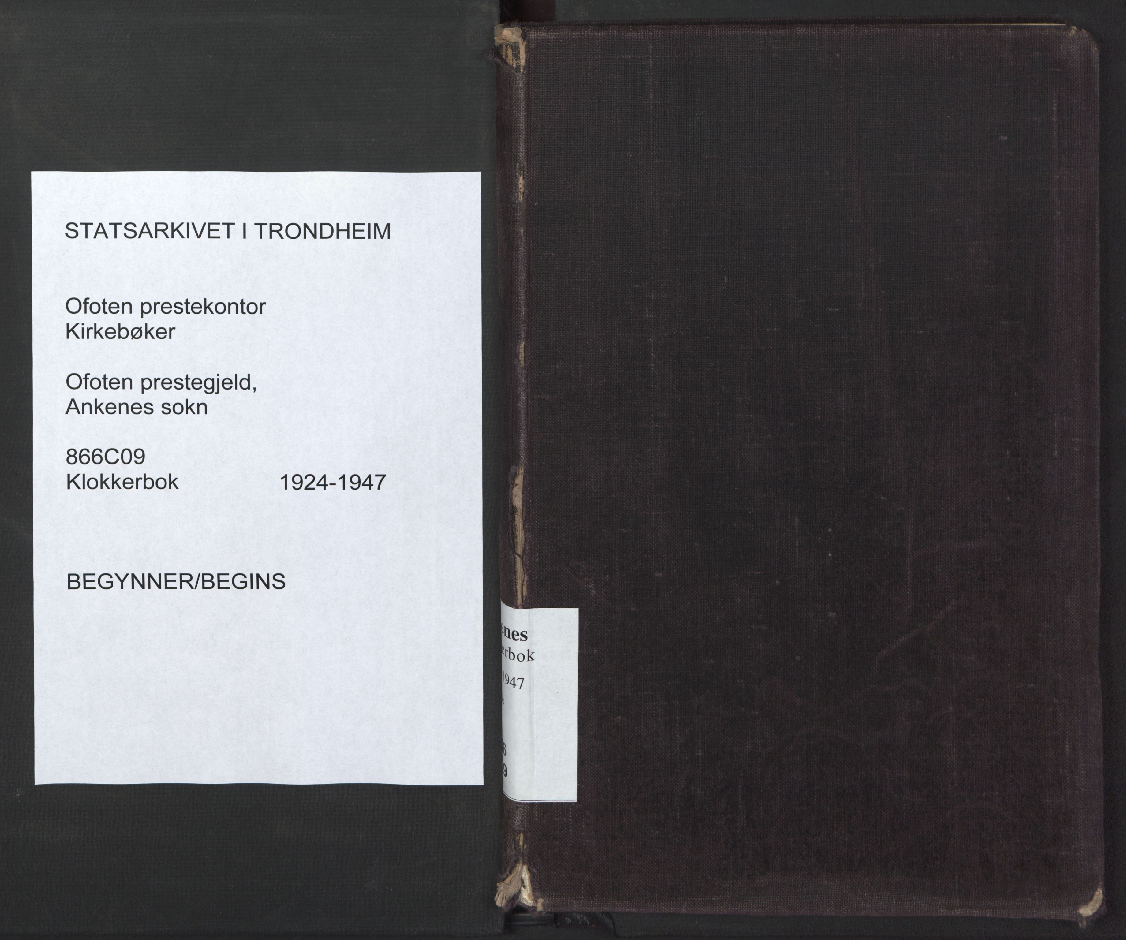 Ministerialprotokoller, klokkerbøker og fødselsregistre - Nordland, SAT/A-1459/866/L0960: Klokkerbok nr. 866C09, 1924-1947