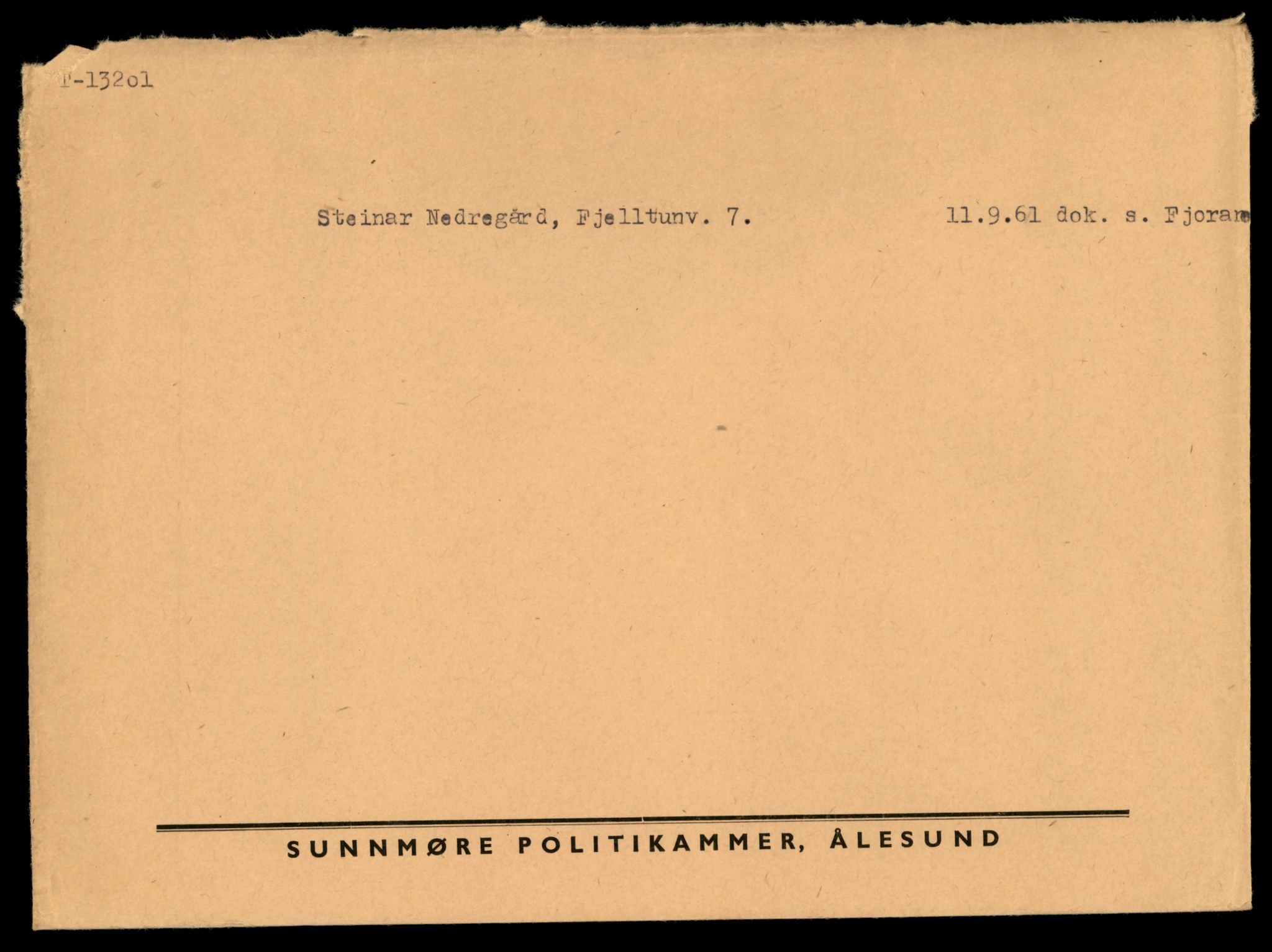 Møre og Romsdal vegkontor - Ålesund trafikkstasjon, AV/SAT-A-4099/F/Fe/L0038: Registreringskort for kjøretøy T 13180 - T 13360, 1927-1998, s. 321